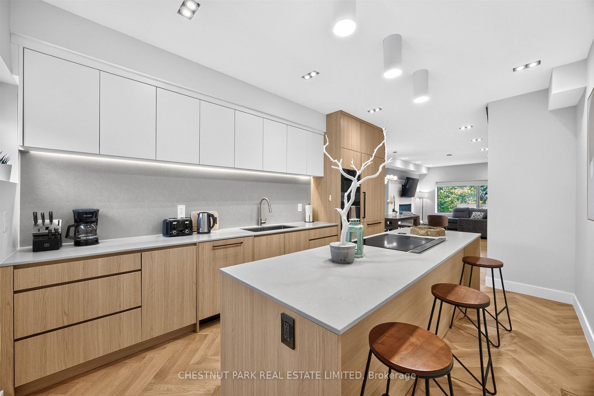 Photo 13 of 26 Caroline Avenue, Toronto, South Riverdale — HOMEH