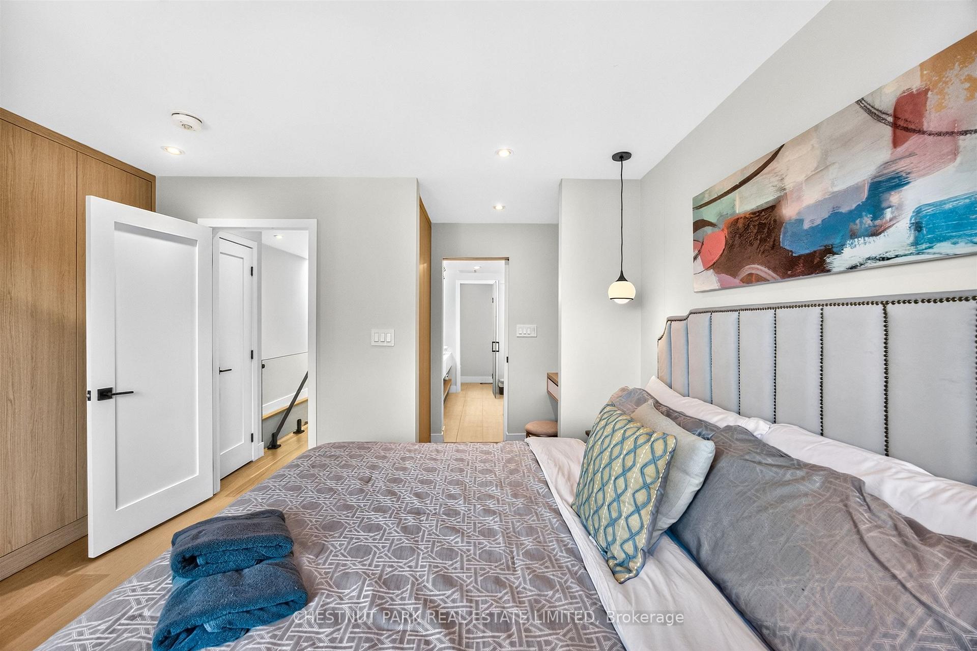 Photo 23 of 26 Caroline Avenue, Toronto, South Riverdale — HOMEH