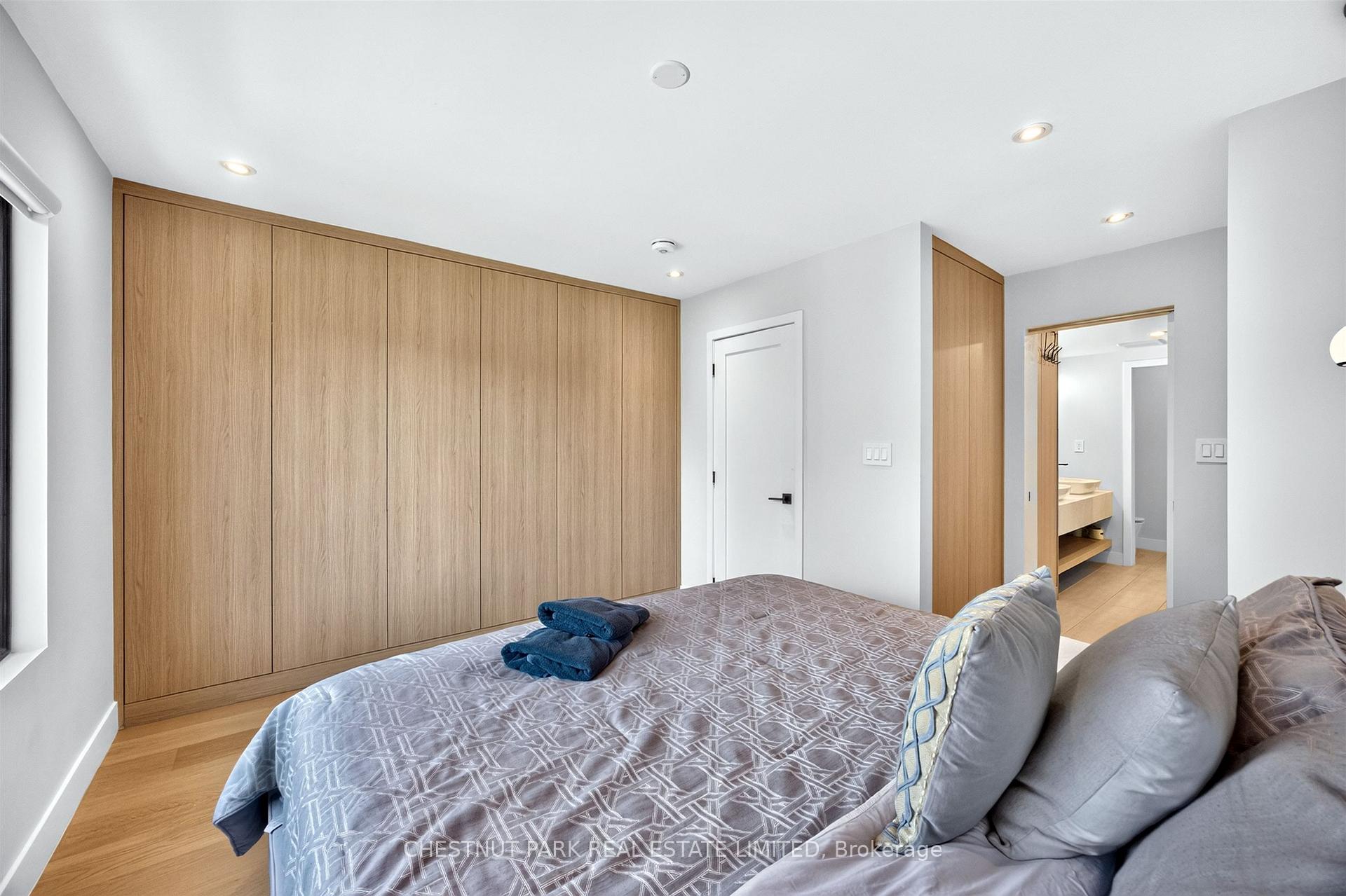 Photo 24 of 26 Caroline Avenue, Toronto, South Riverdale — HOMEH