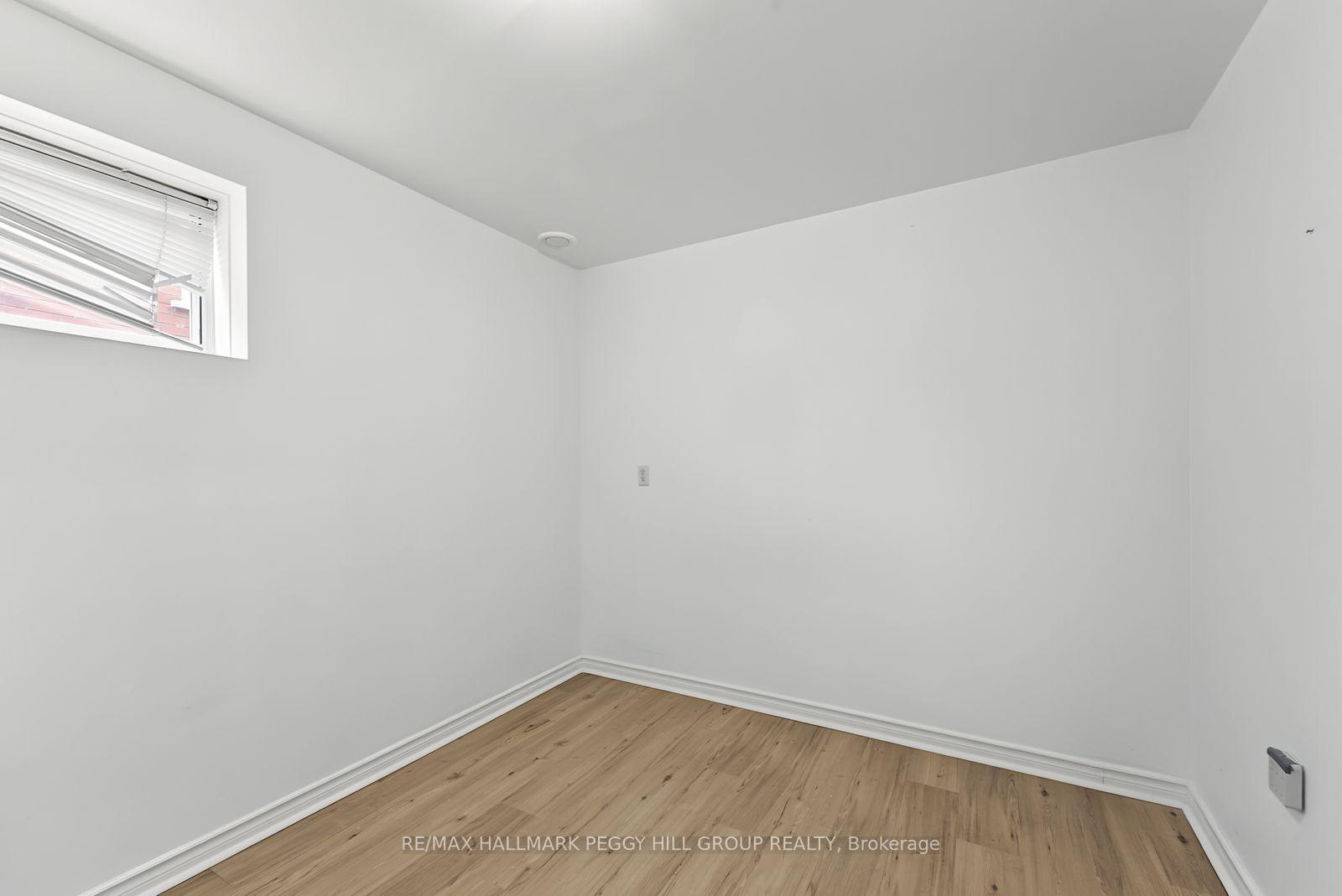 Photo 6 of Unit Lower, 37 Forest Dale Drive, Barrie, Little Lake — HOMEH