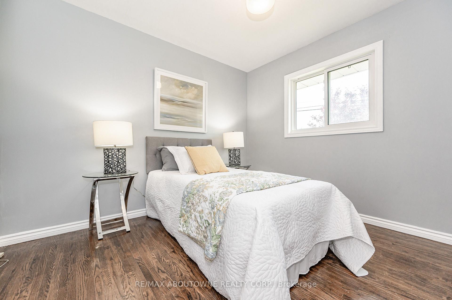 Photo 15 of 388 Appleby Line, Burlington, Shoreacres — HOMEH