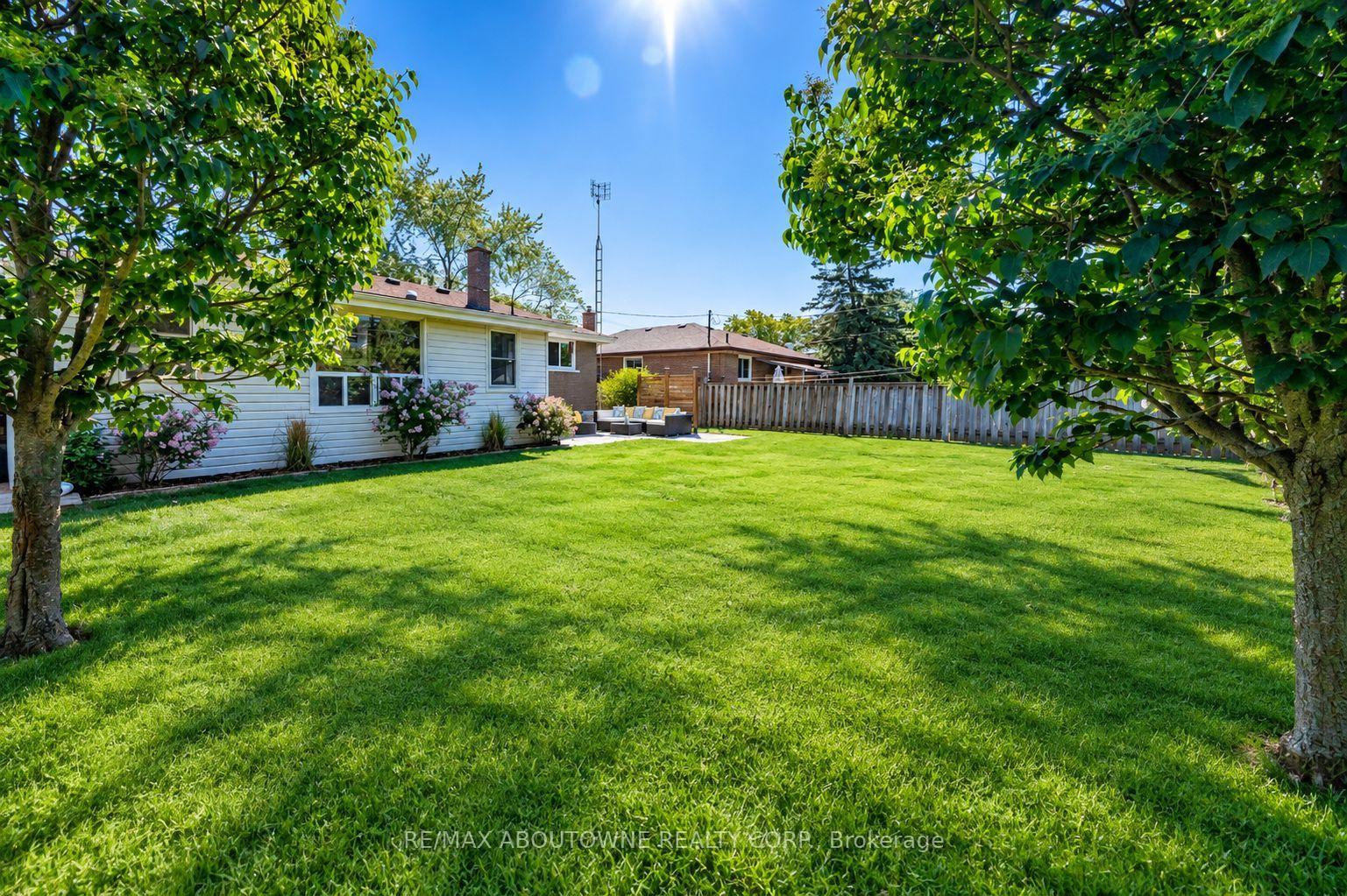 Photo 31 of 388 Appleby Line, Burlington, Shoreacres — HOMEH