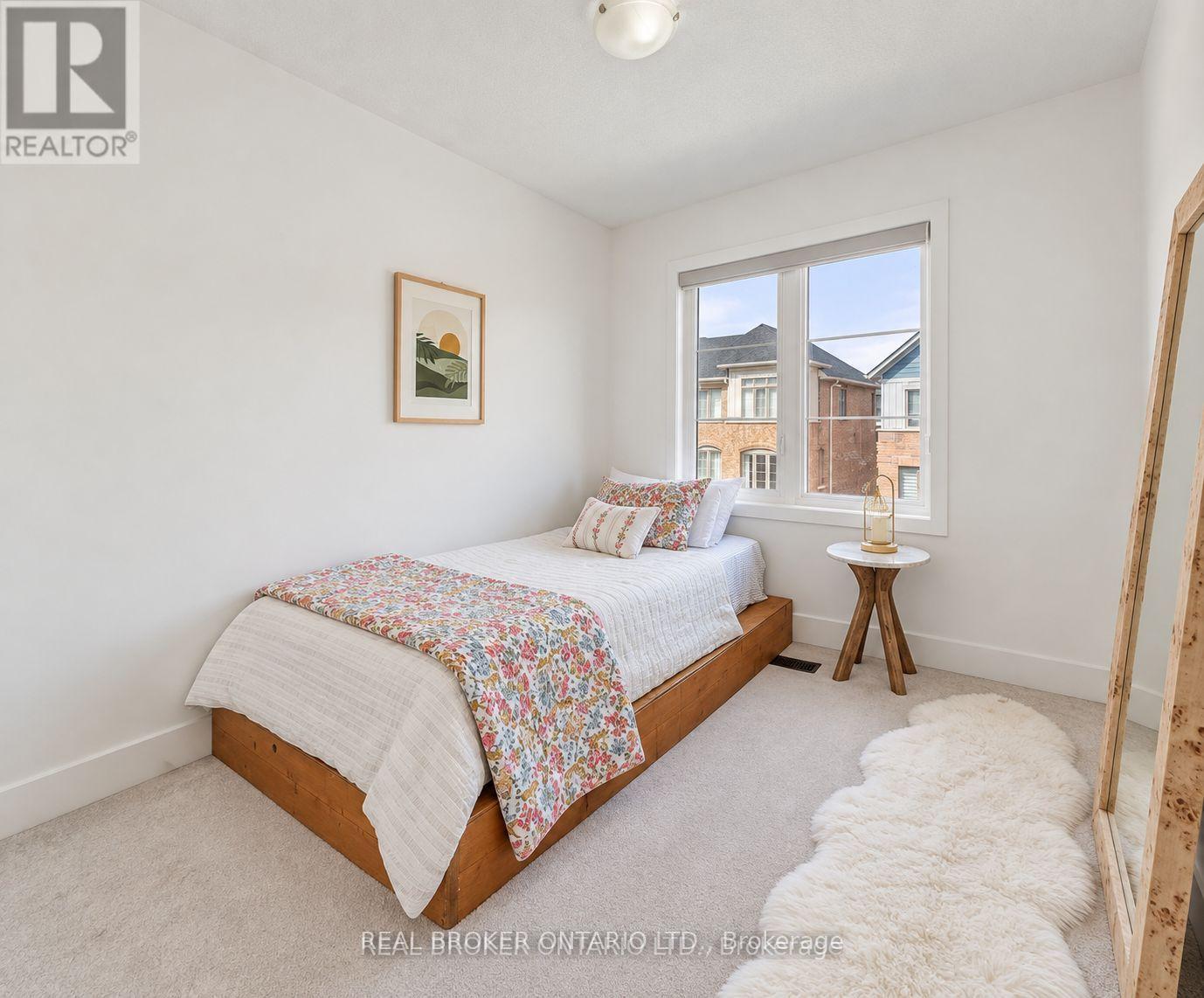 Photo 18 of 9 Nautical Way, Whitby, Port Whitby — HOMEH