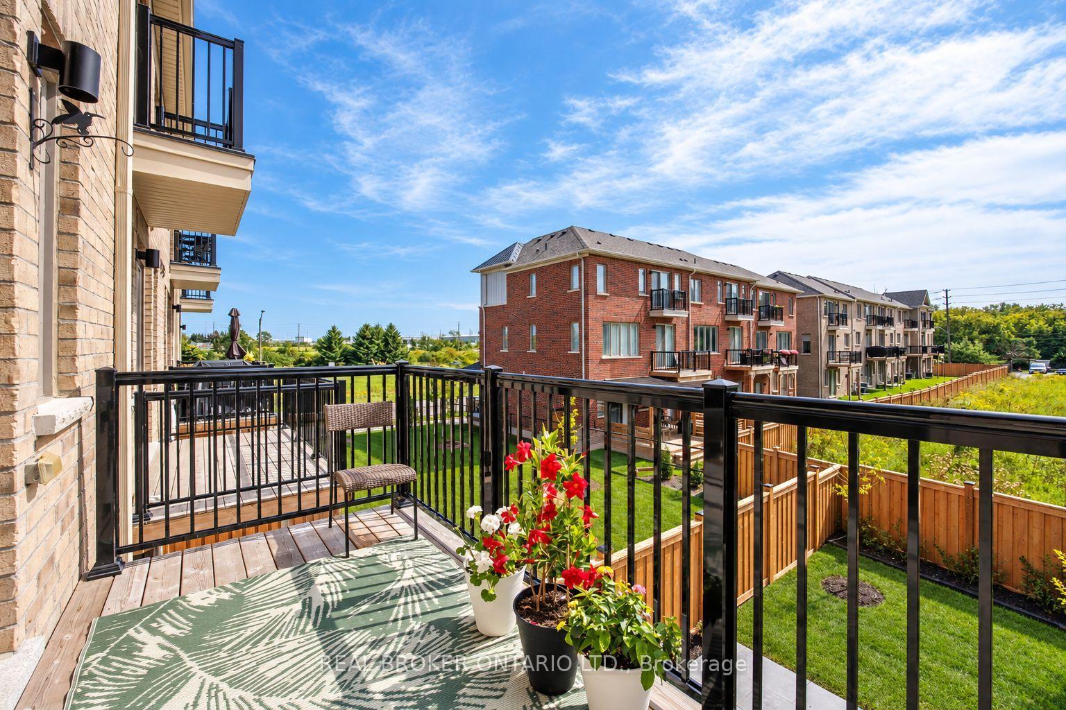 Photo 25 of 9 Nautical Way, Whitby, Port Whitby — HOMEH