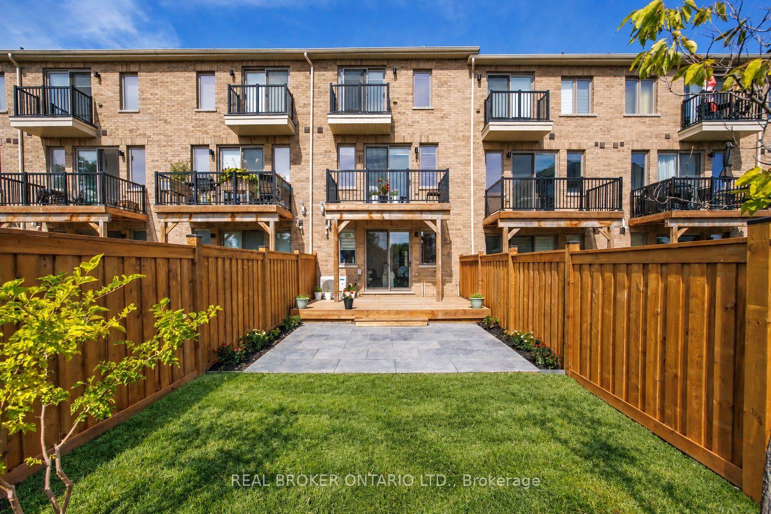 Photo 26 of 9 Nautical Way, Whitby, Port Whitby — HOMEH