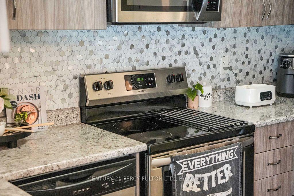 Photo 11 of Unit 84, 2604 William Jackson Drive, Pickering, Duffin Heights — HOMEH
