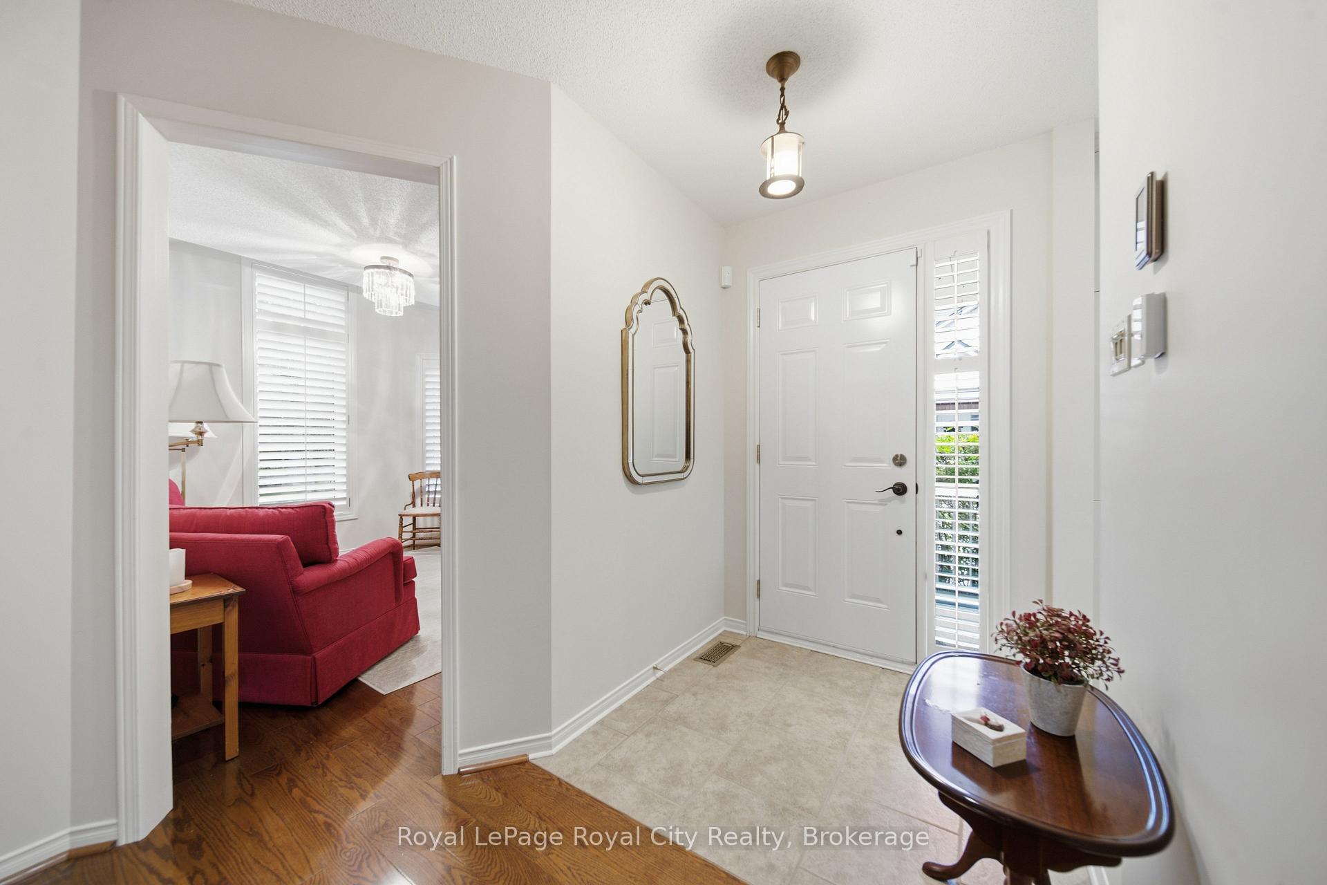 Photo 6 of Unit 37, 60 Ptarmigan Drive, Guelph, Kortright Hills — HOMEH