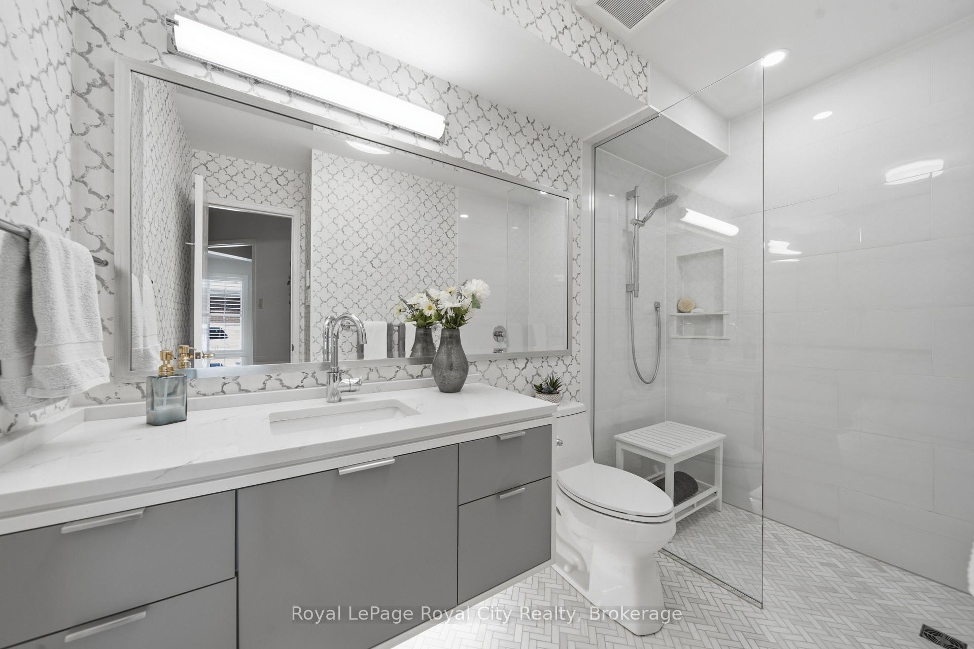 Photo 20 of Unit 37, 60 Ptarmigan Drive, Guelph, Kortright Hills — HOMEH