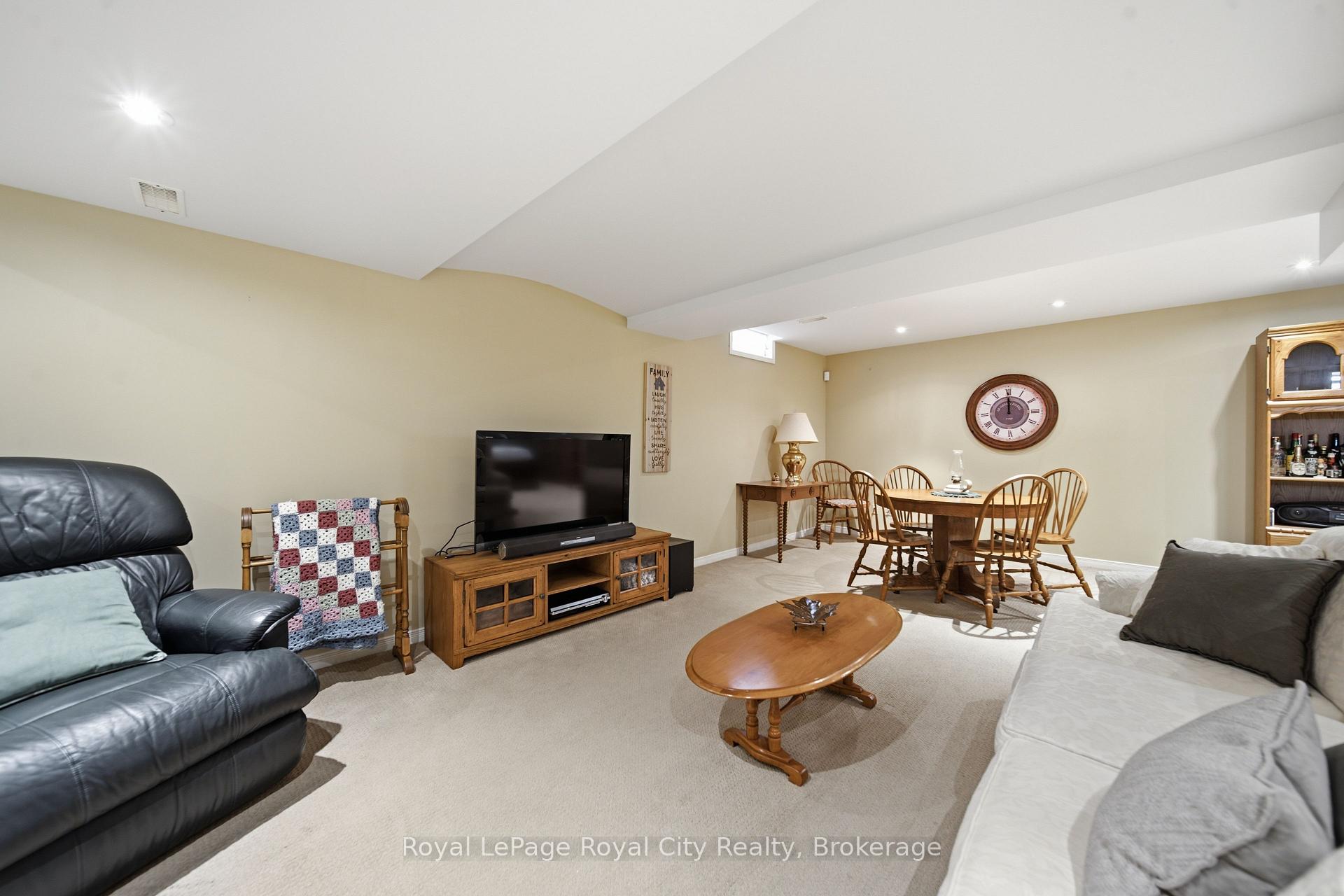 Photo 32 of Unit 37, 60 Ptarmigan Drive, Guelph, Kortright Hills — HOMEH