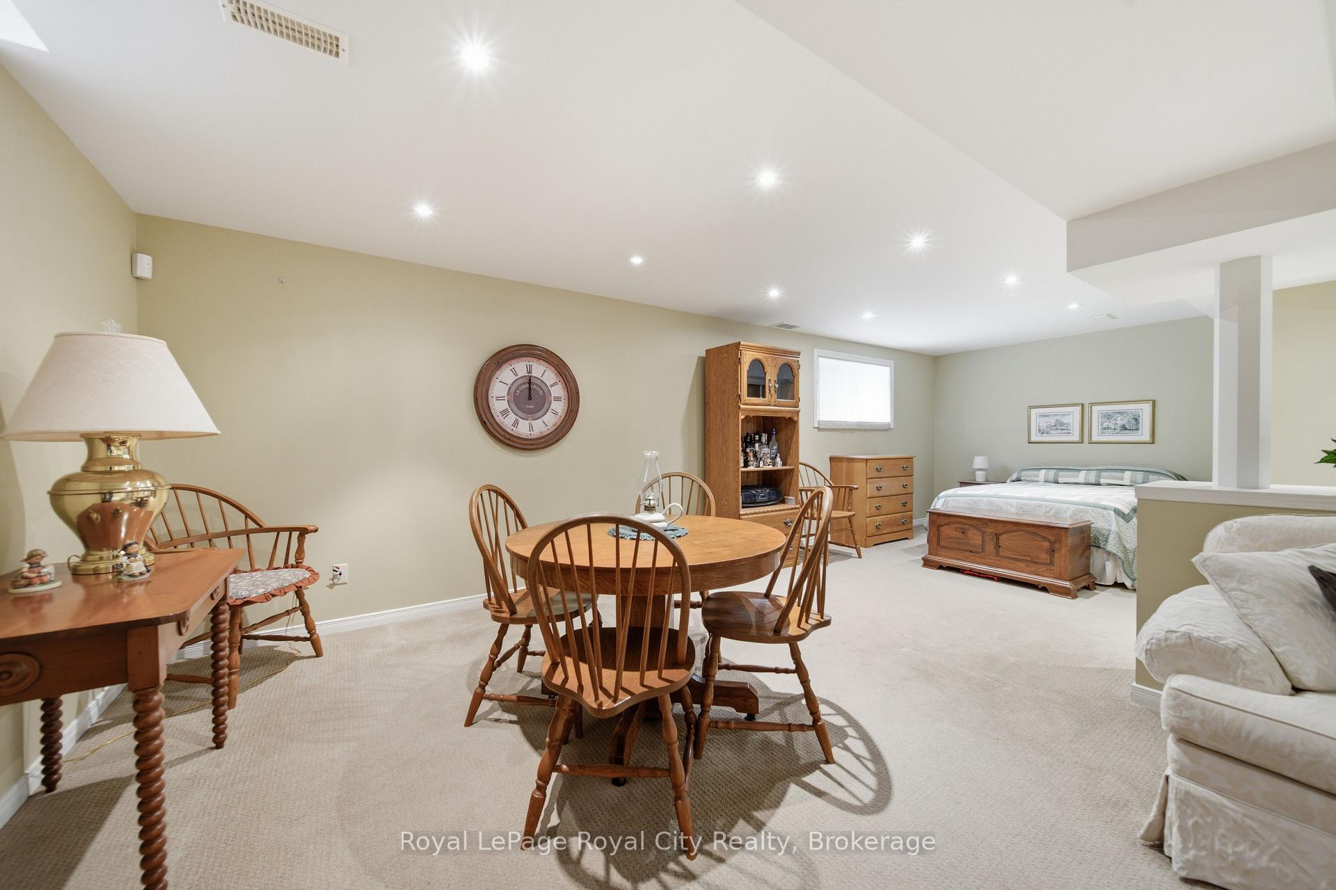 Photo 33 of Unit 37, 60 Ptarmigan Drive, Guelph, Kortright Hills — HOMEH