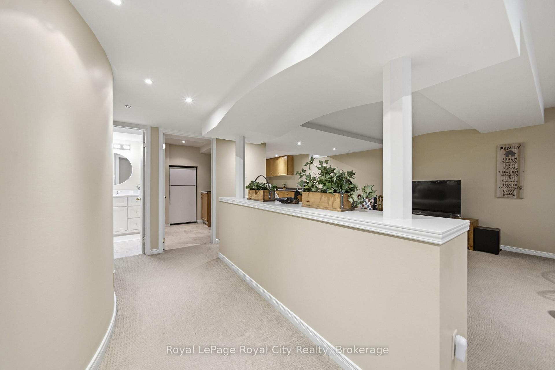 Photo 37 of Unit 37, 60 Ptarmigan Drive, Guelph, Kortright Hills — HOMEH