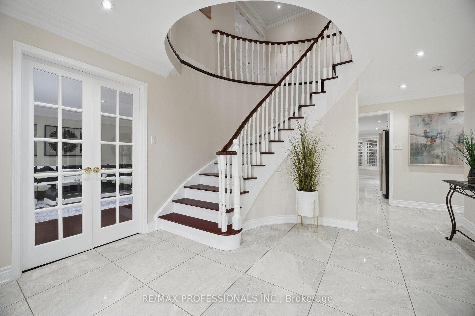 Photo 22 of 4 McFadden Drive, Brampton, Heart Lake East — HOMEH