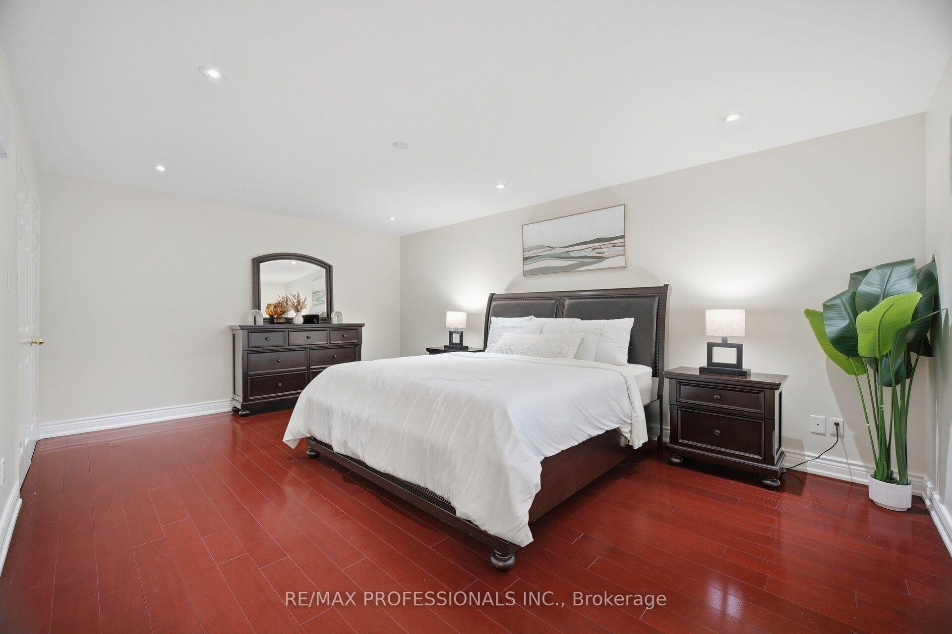 Photo 25 of 4 McFadden Drive, Brampton, Heart Lake East — HOMEH