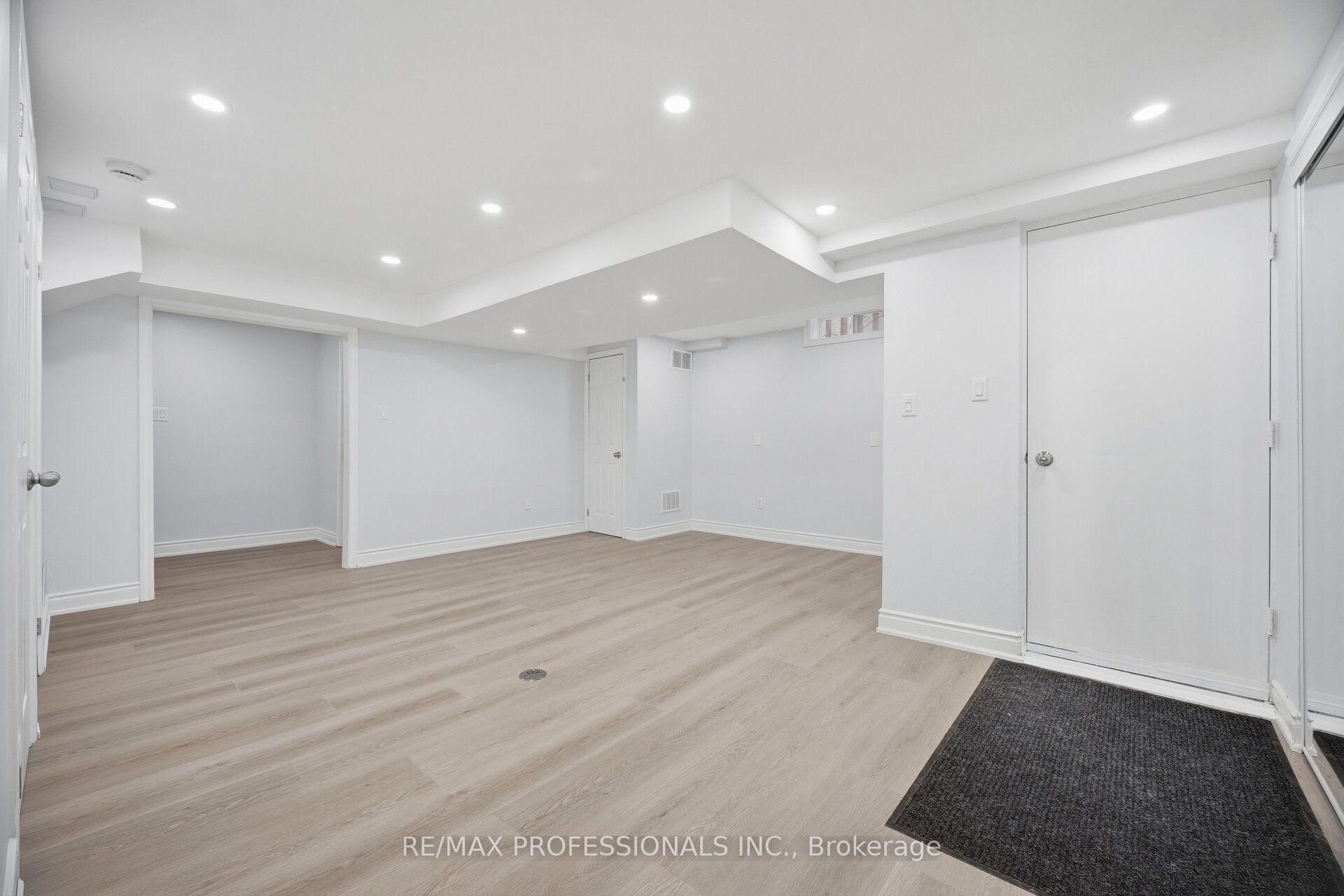 Photo 42 of 4 McFadden Drive, Brampton, Heart Lake East — HOMEH