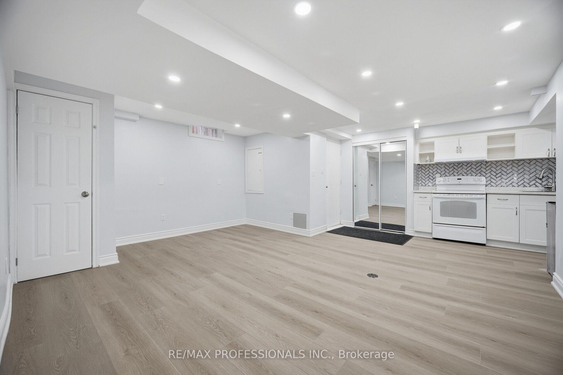 Photo 43 of 4 McFadden Drive, Brampton, Heart Lake East — HOMEH