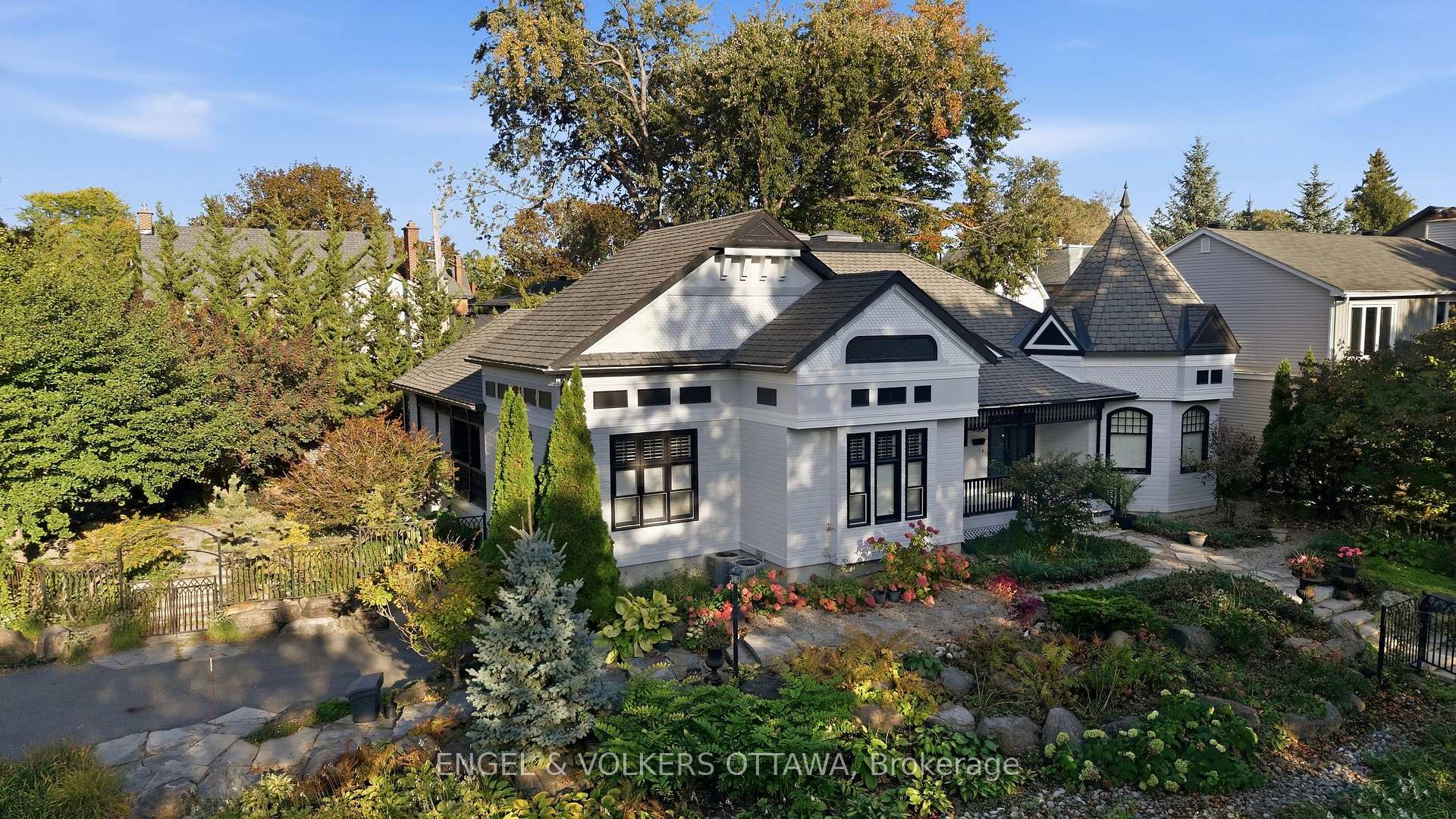 Photo 37 of 435 Westminster Avenue, Ottawa, Woodroffe — HOMEH