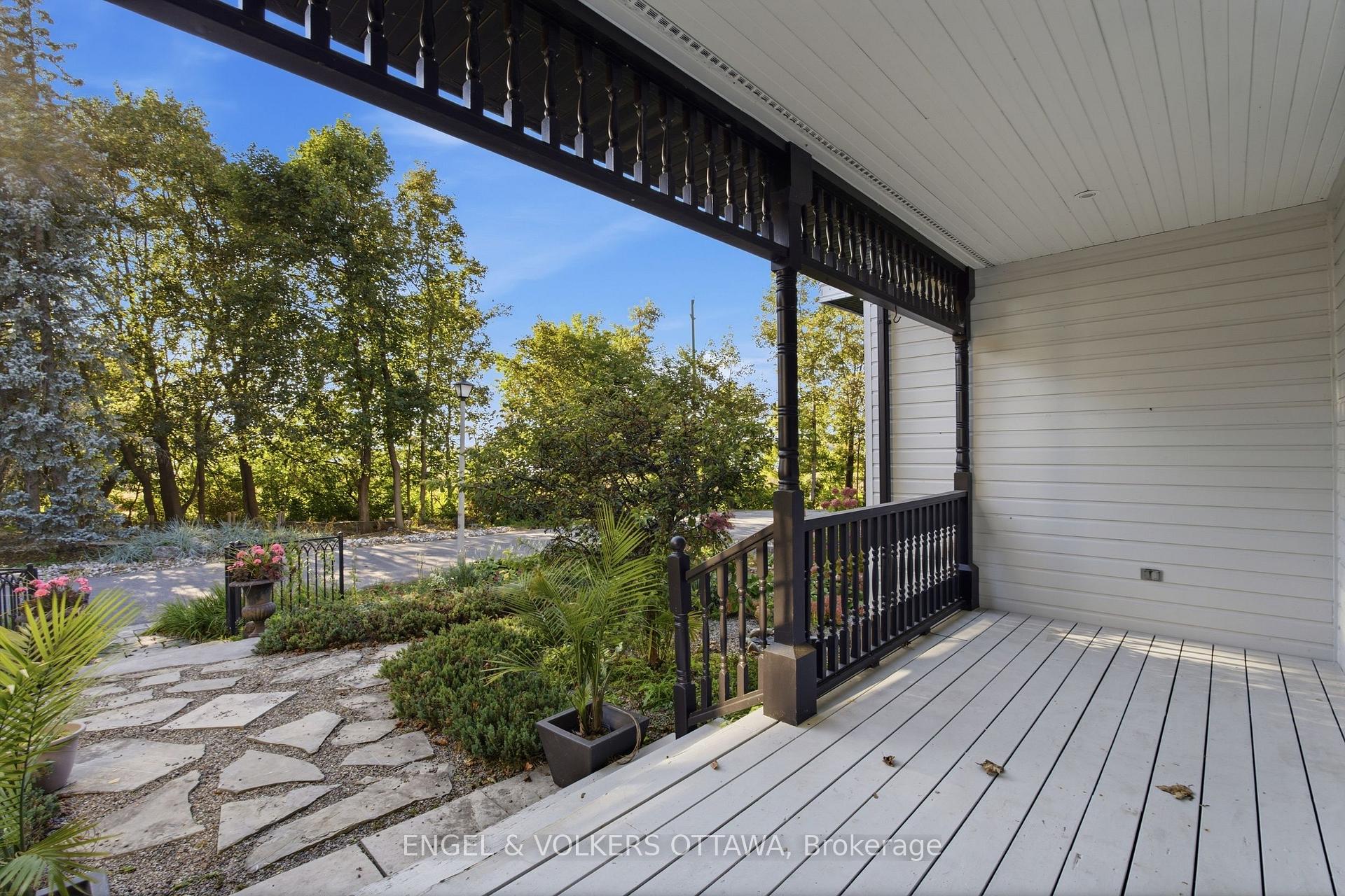 Photo 40 of 435 Westminster Avenue, Ottawa, Woodroffe — HOMEH