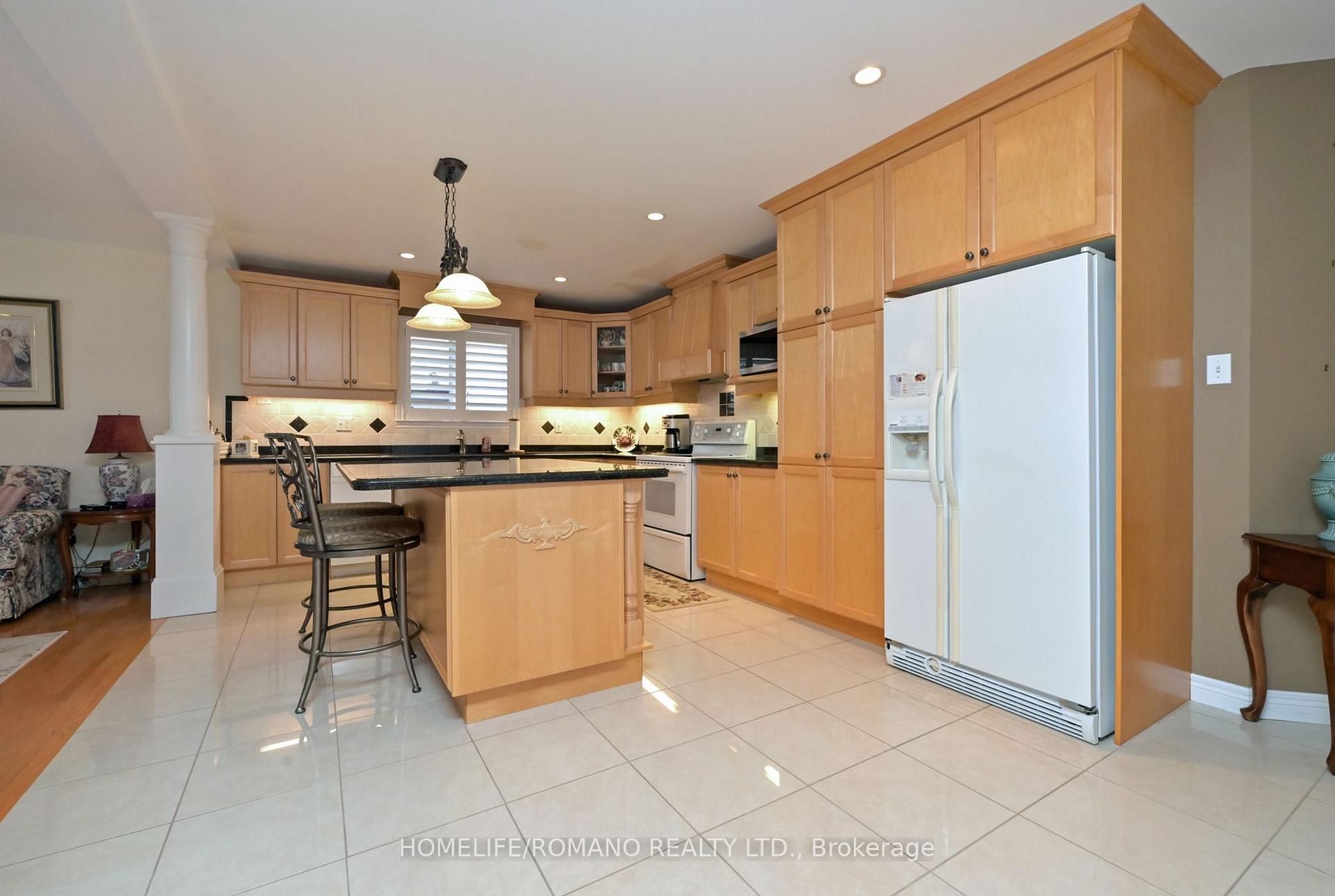 Photo 9 of 1052 Greenhill Avenue, Hamilton, Gershome — HOMEH