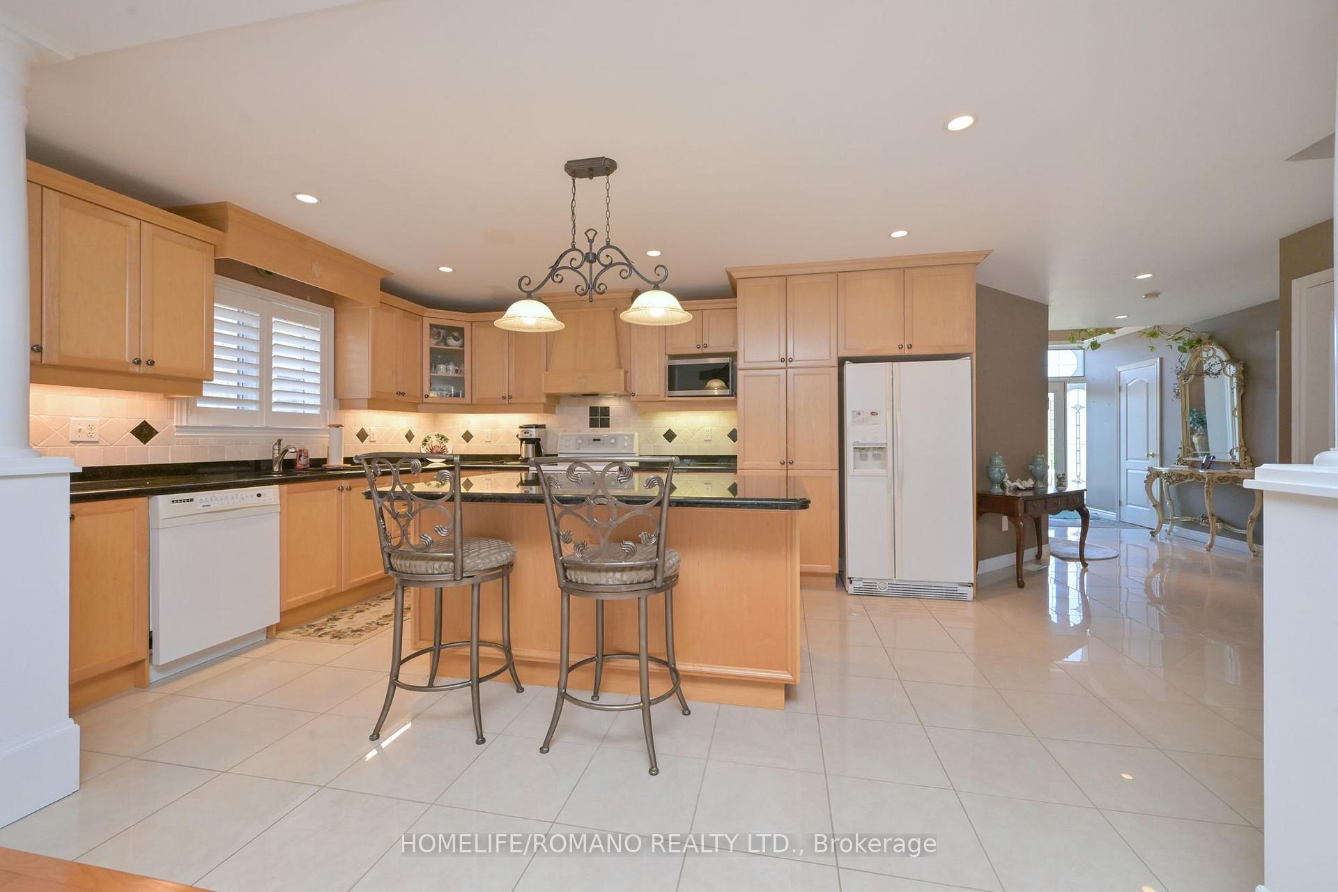 Photo 11 of 1052 Greenhill Avenue, Hamilton, Gershome — HOMEH