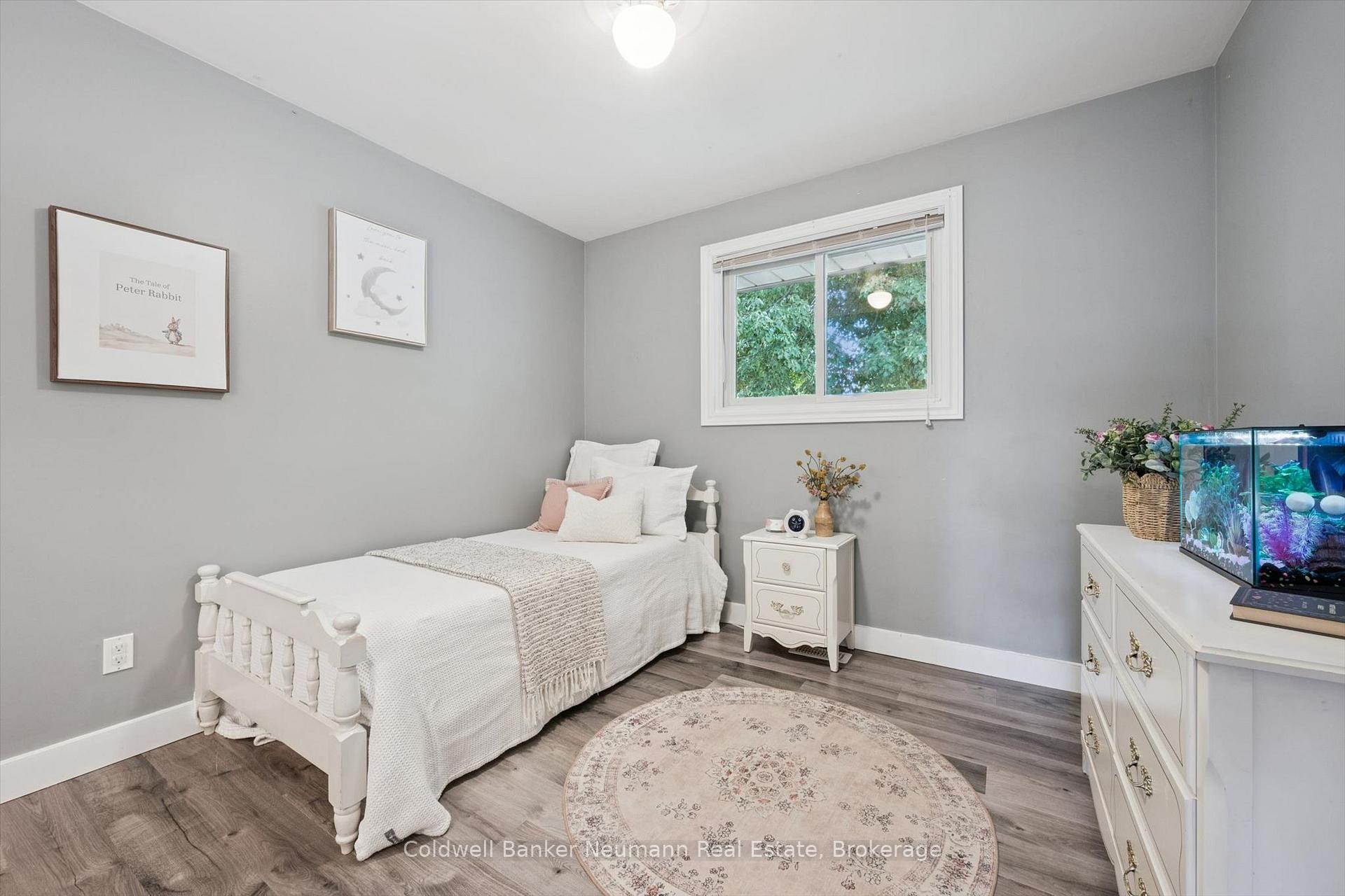 Photo 18 of 16 Argyle Drive, Guelph, Dovercliffe Park/Old University — HOMEH