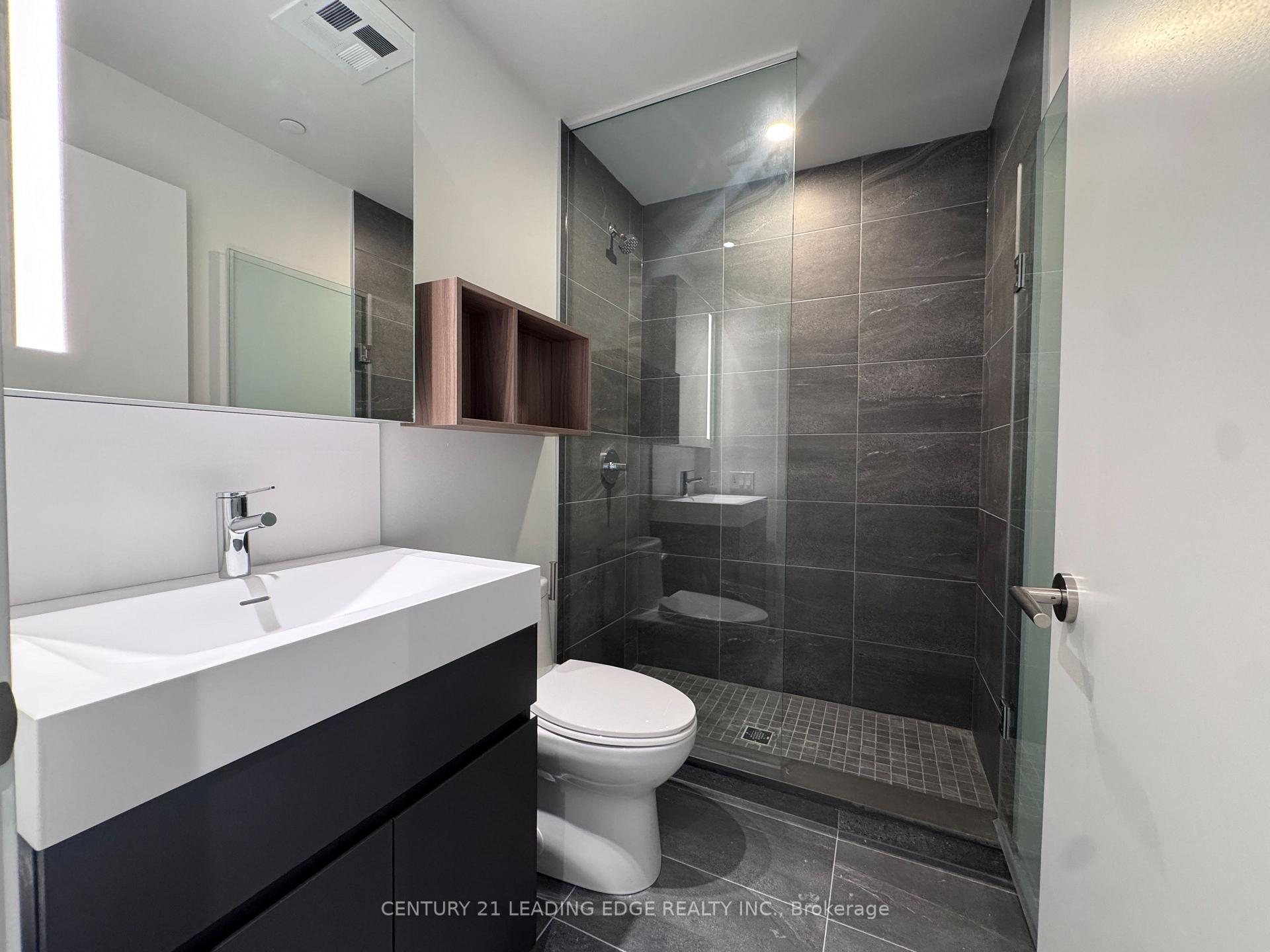 Photo 5 of Unit 1606, 39 Mary Street, Barrie, City Centre — HOMEH