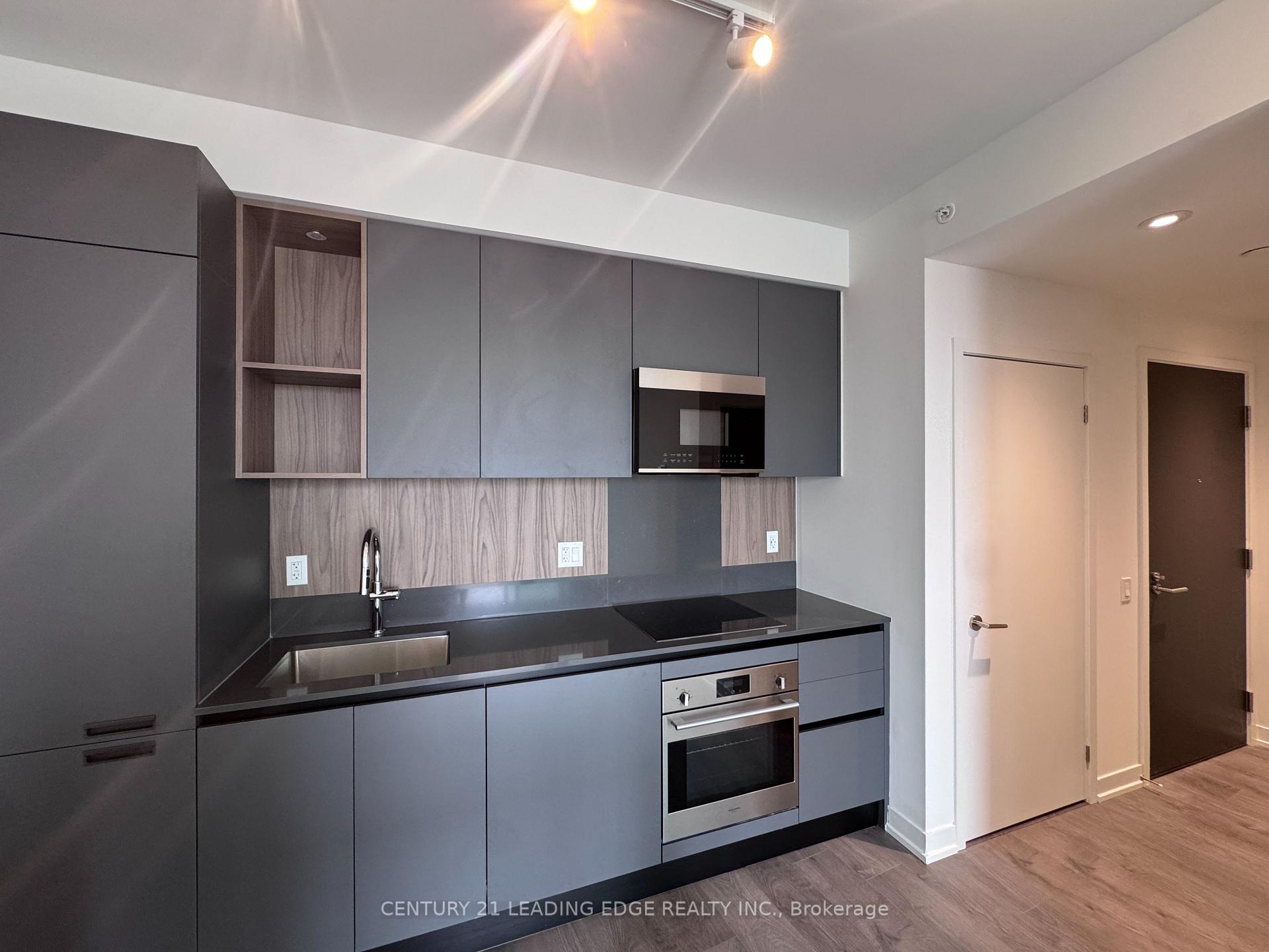 Photo 10 of Unit 1606, 39 Mary Street, Barrie, City Centre — HOMEH