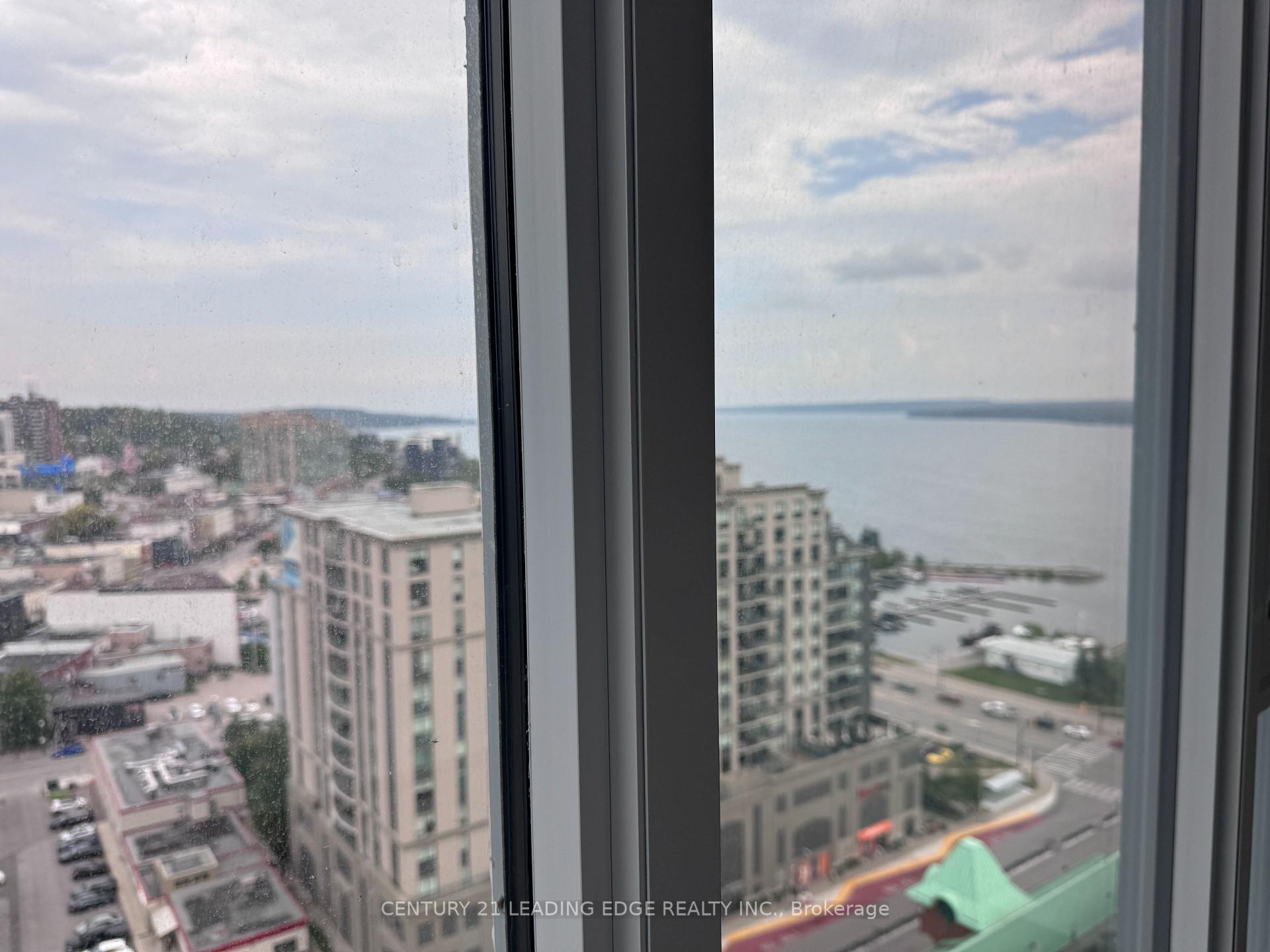 Photo 16 of Unit 1606, 39 Mary Street, Barrie, City Centre — HOMEH