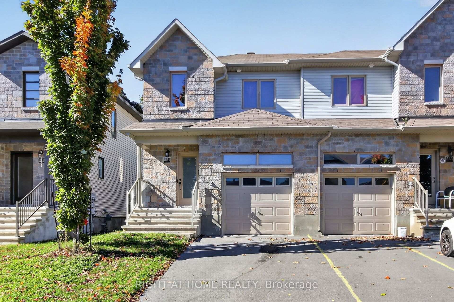 Photo of 221 King Street