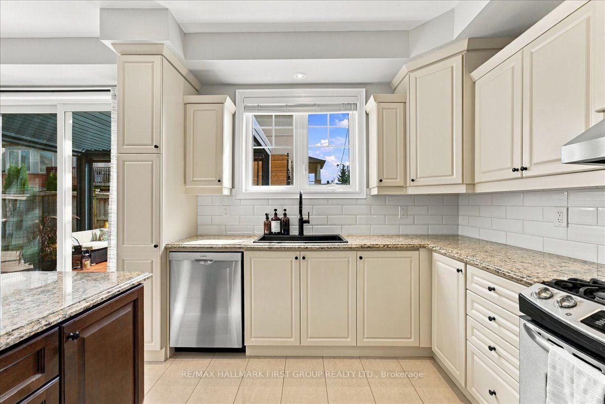 Photo 13 of 178 Milos Road, Richmond Hill, Jefferson — HOMEH
