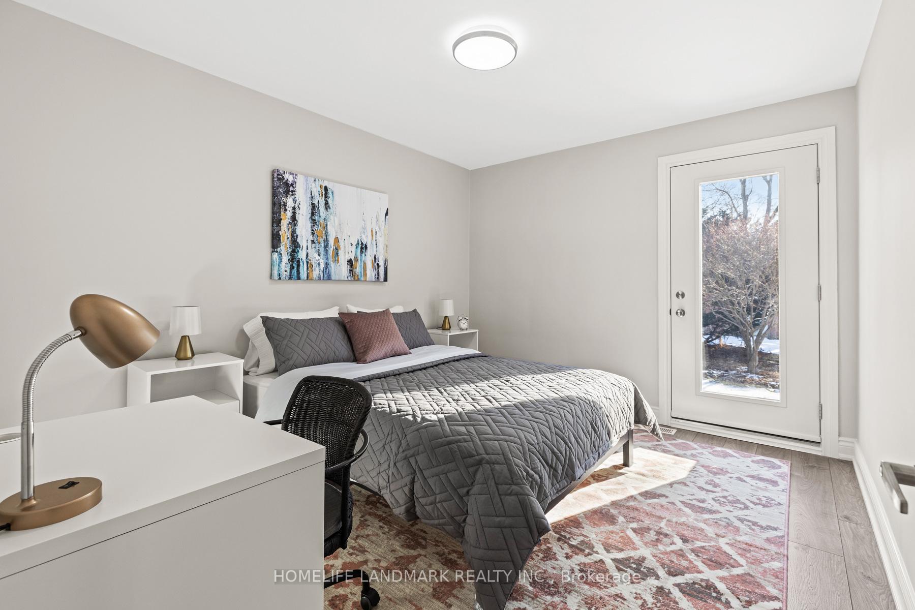 Photo 9 of 107 Parklea Drive, Toronto, Leaside — HOMEH