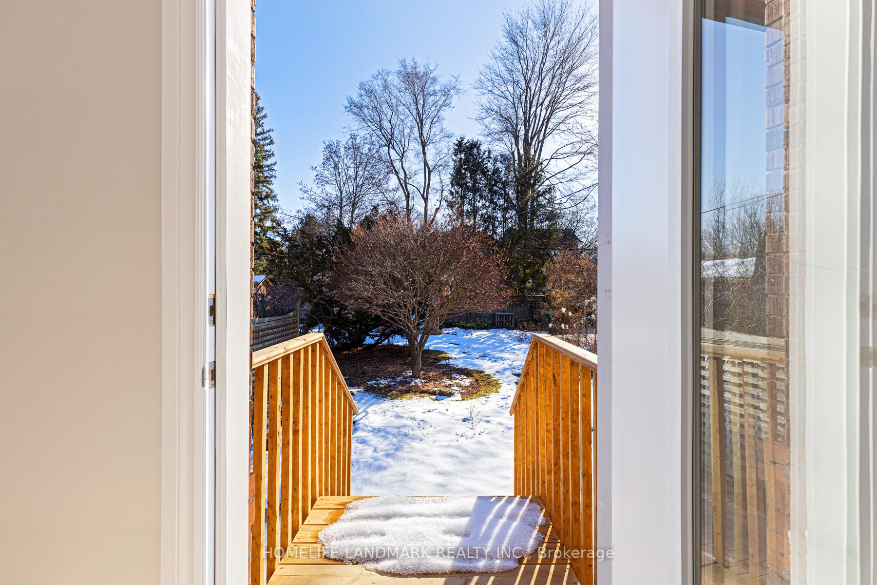 Photo 10 of 107 Parklea Drive, Toronto, Leaside — HOMEH