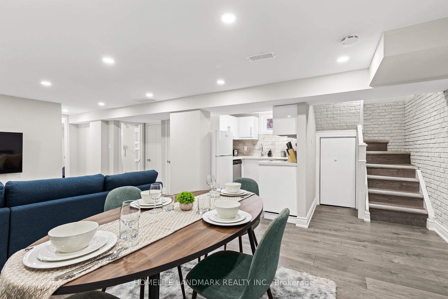 Photo 19 of 107 Parklea Drive, Toronto, Leaside — HOMEH