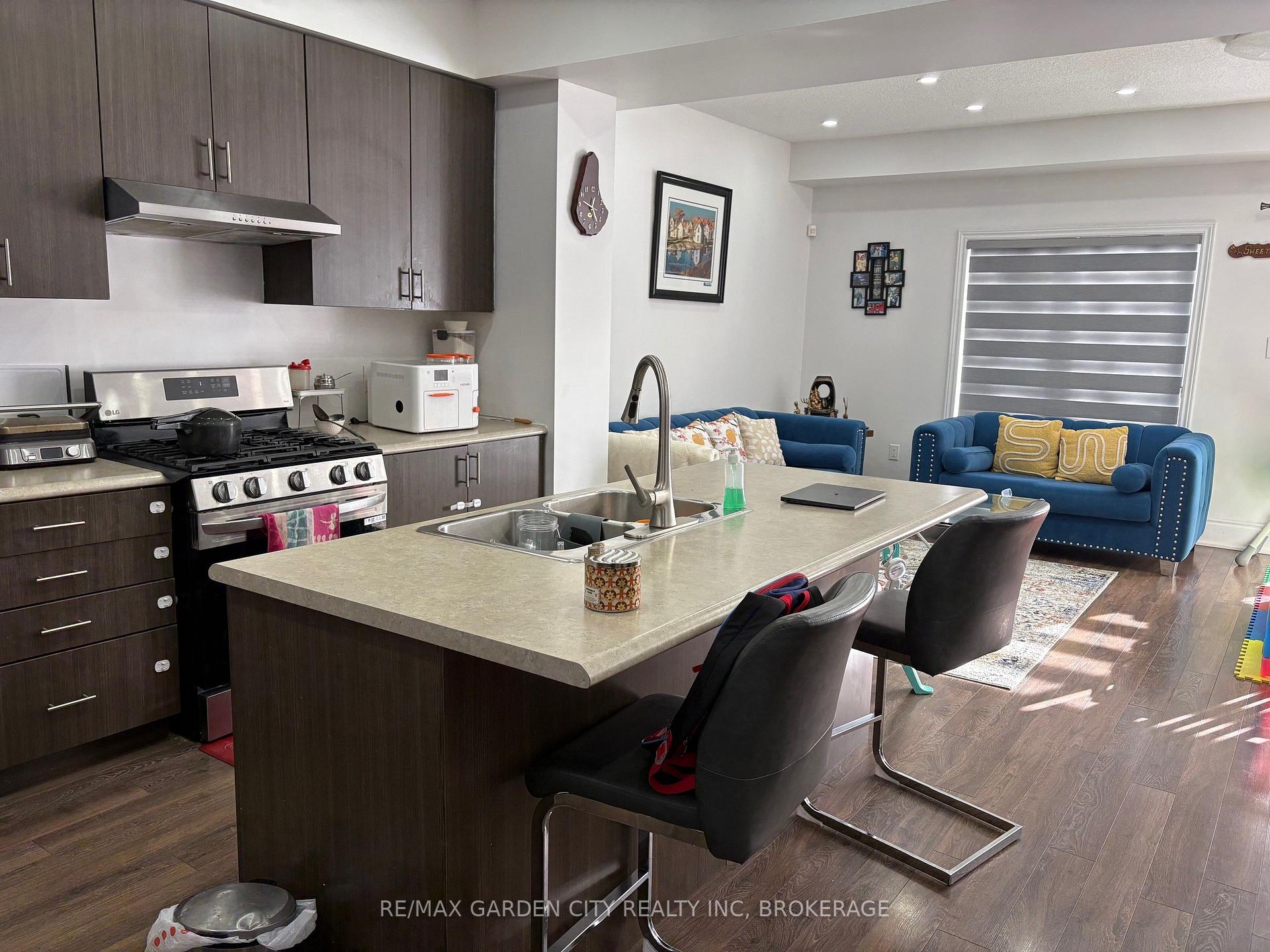 Photo 10 of 39 Sunset Way, Thorold, Rolling Meadows — HOMEH