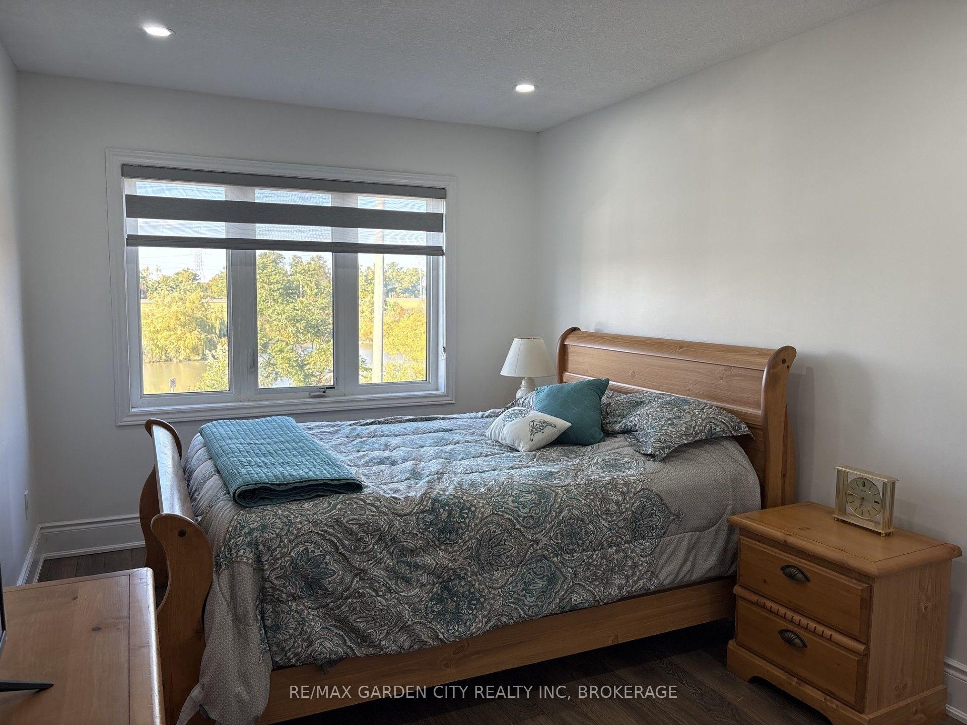 Photo 23 of 39 Sunset Way, Thorold, Rolling Meadows — HOMEH