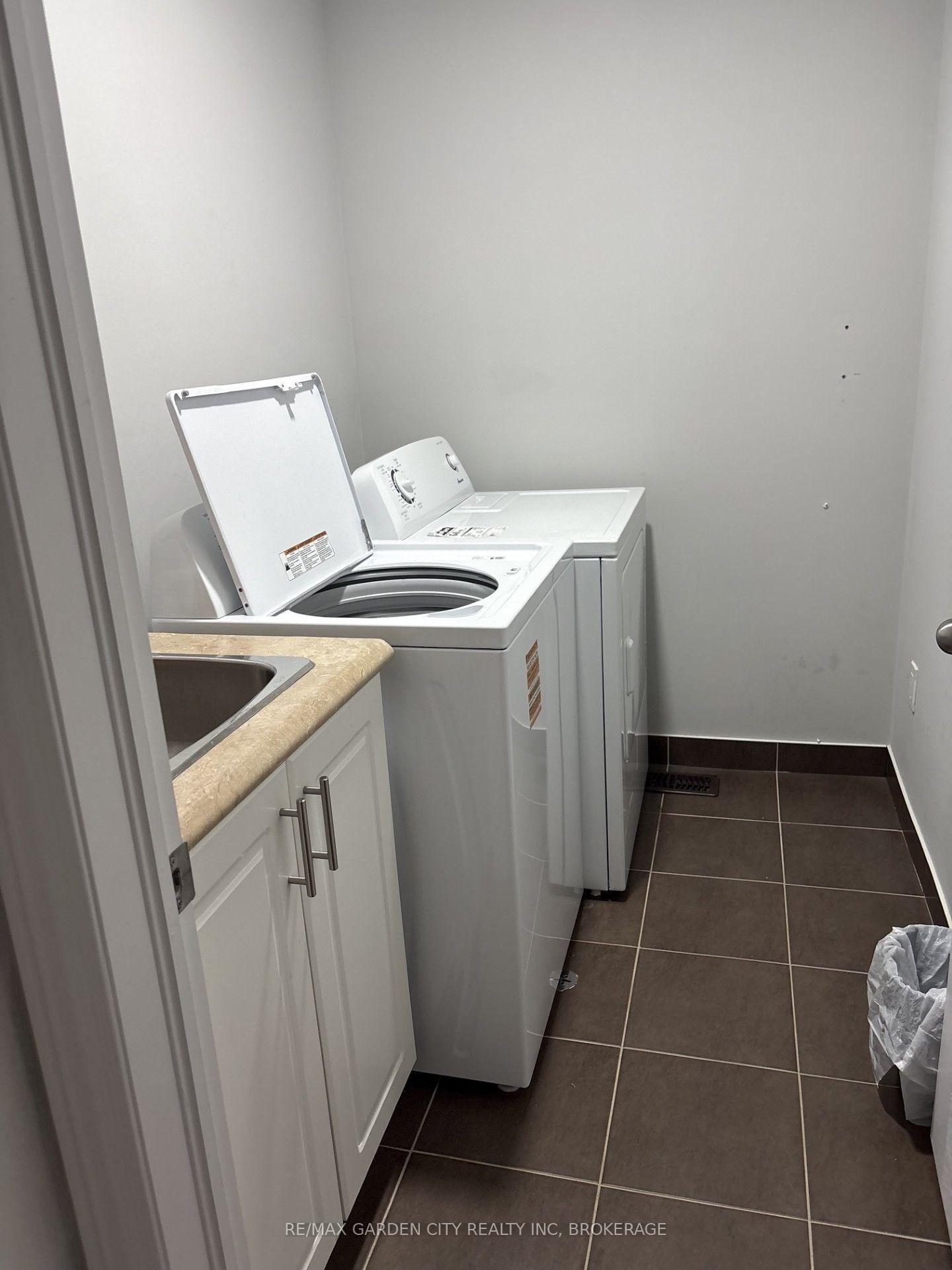 Photo 27 of 39 Sunset Way, Thorold, Rolling Meadows — HOMEH