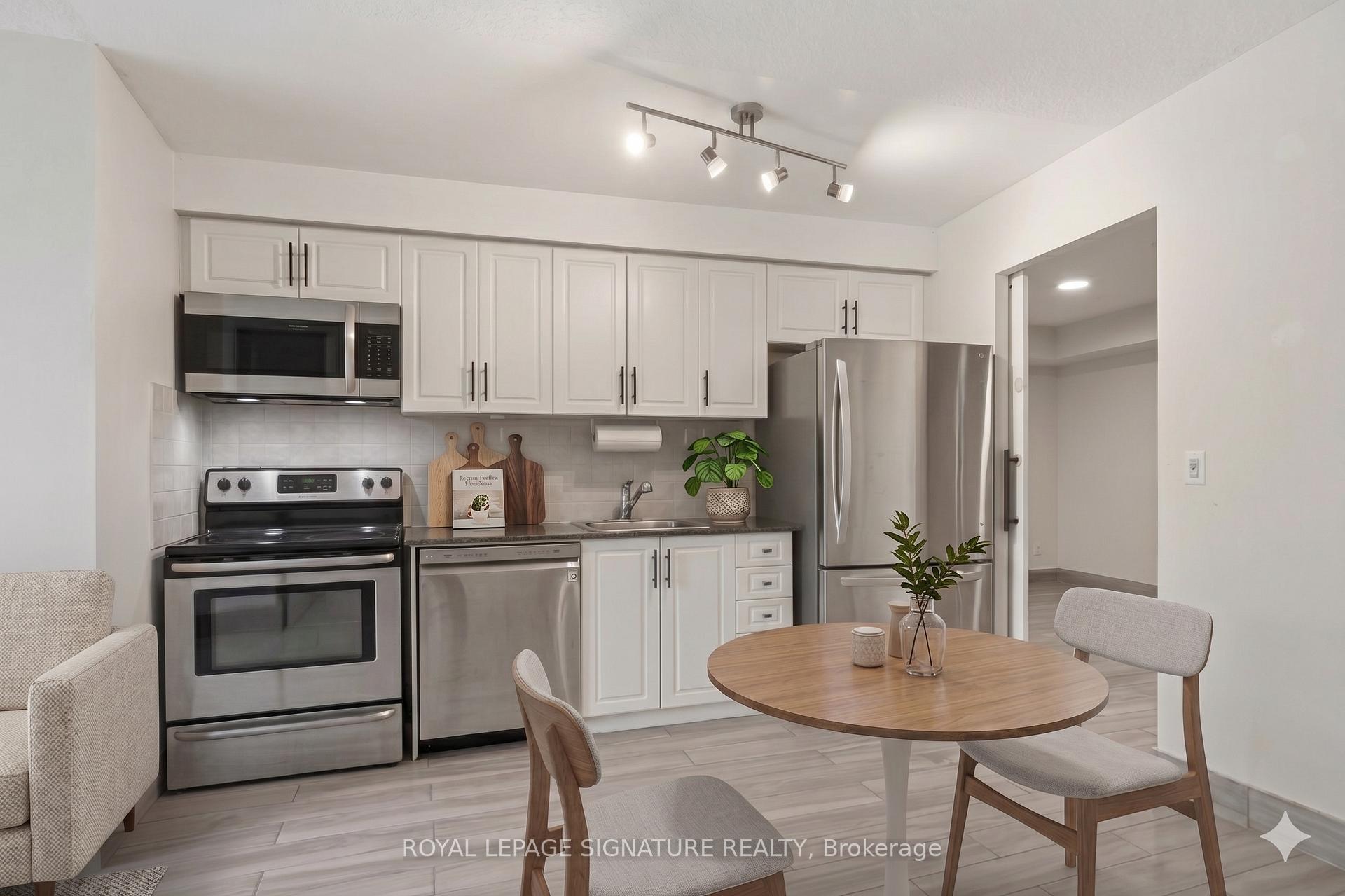 Photo 12 of Unit 1625, 38 Joe Shuster Way, Toronto, South Parkdale — HOMEH