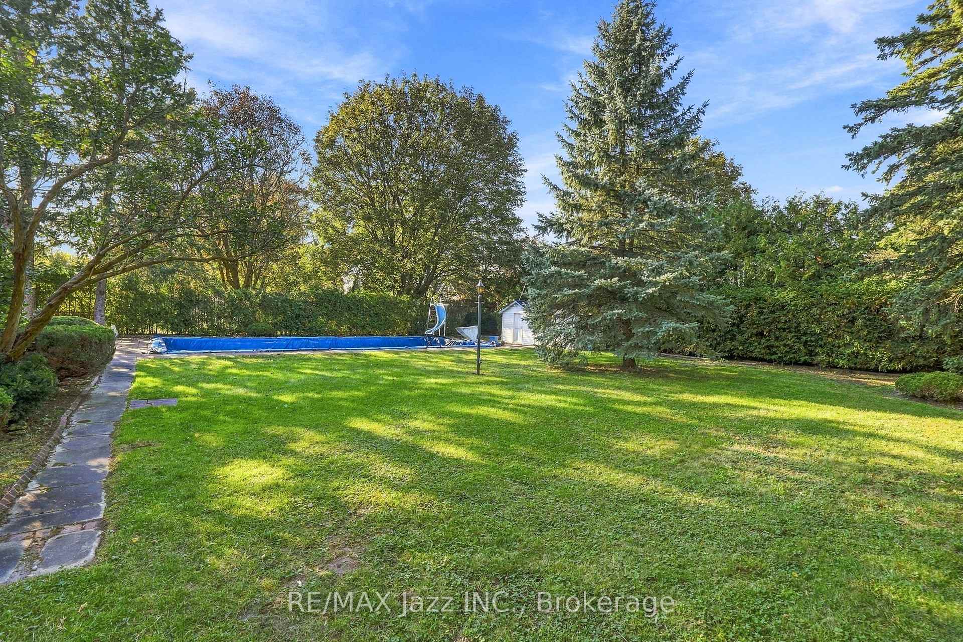 Photo 8 of 346 Conlin Road E, Oshawa, Kedron — HOMEH