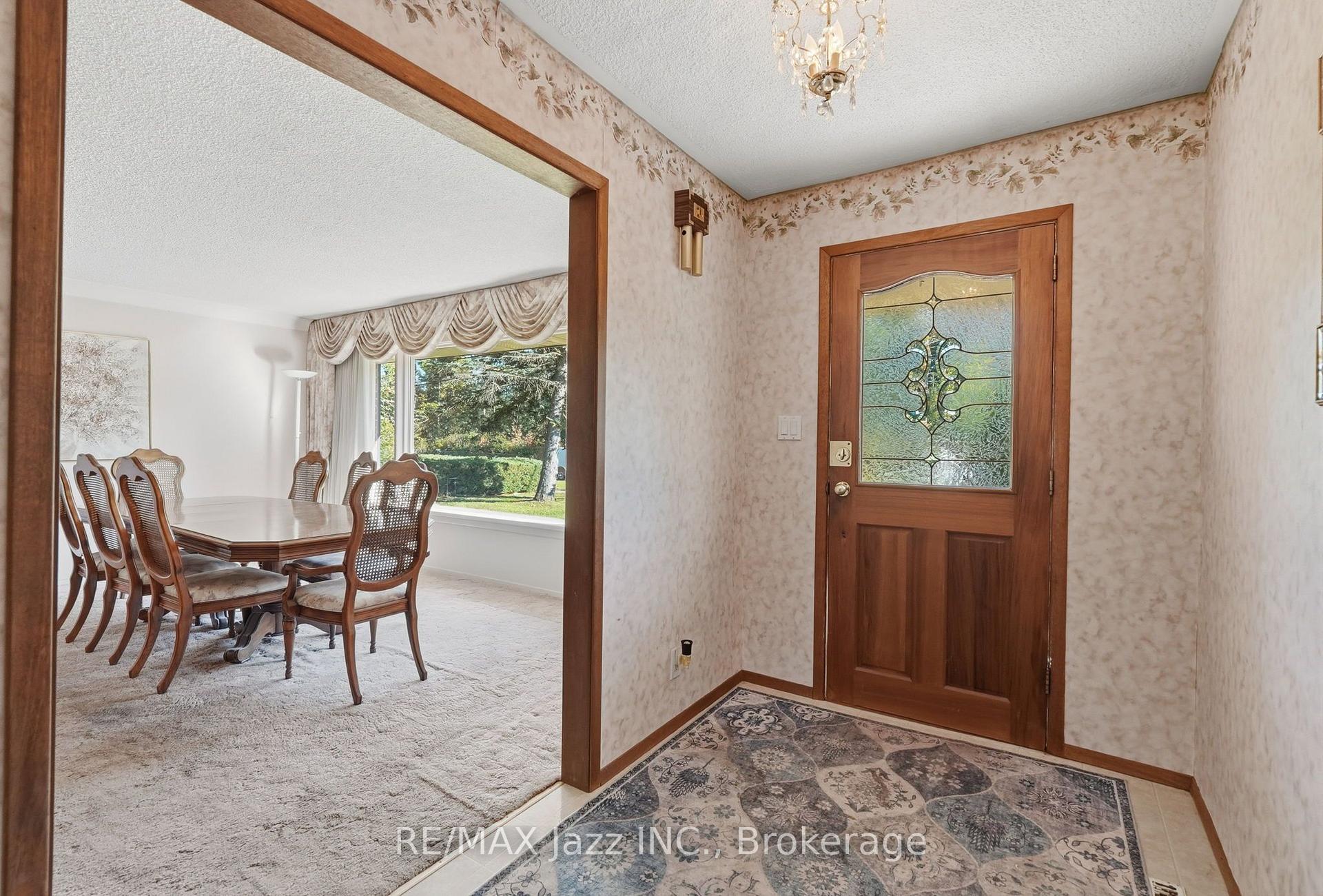 Photo 10 of 346 Conlin Road E, Oshawa, Kedron — HOMEH