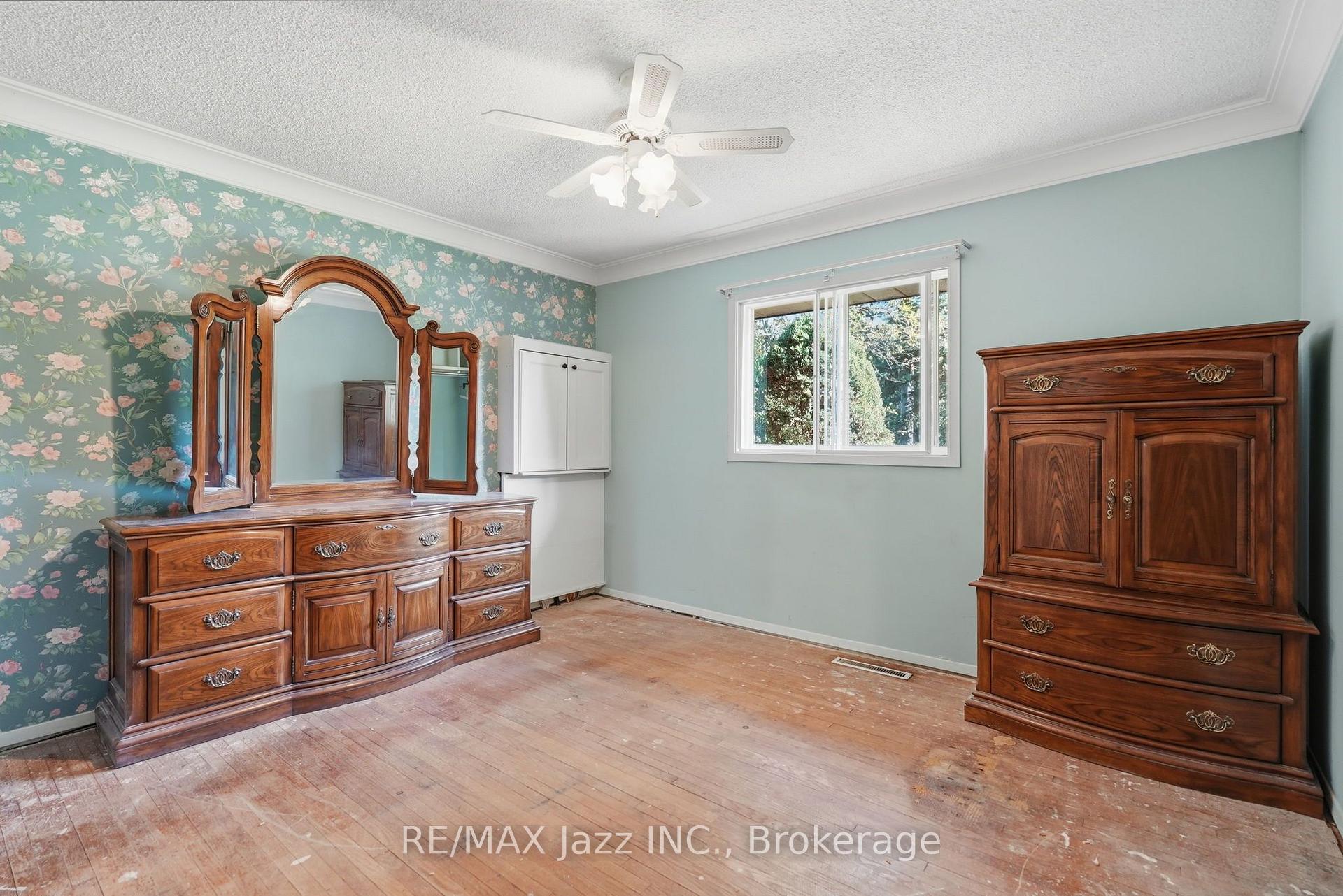 Photo 29 of 346 Conlin Road E, Oshawa, Kedron — HOMEH
