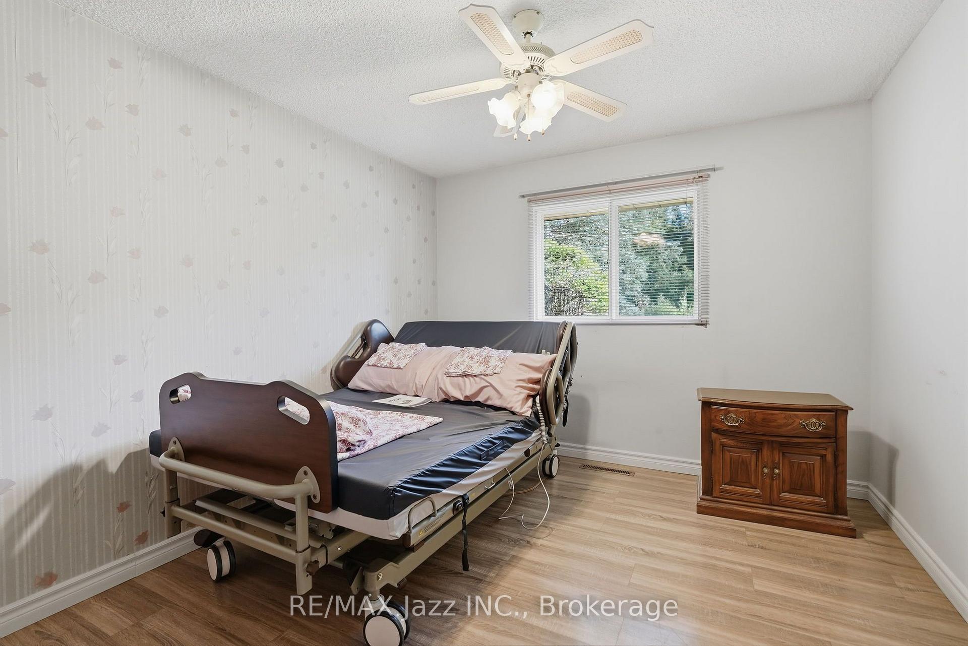 Photo 31 of 346 Conlin Road E, Oshawa, Kedron — HOMEH