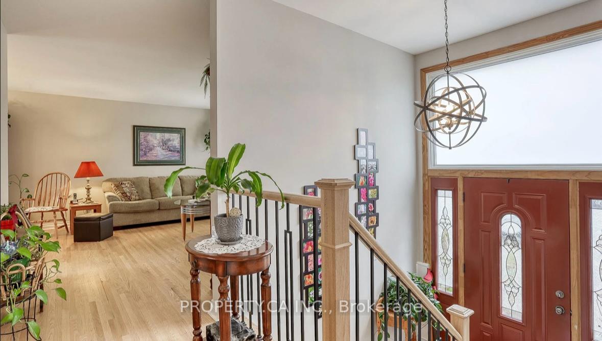 Photo 3 of Unit Upper, 204 Mason Drive, Whitby, Downtown Whitby — HOMEH