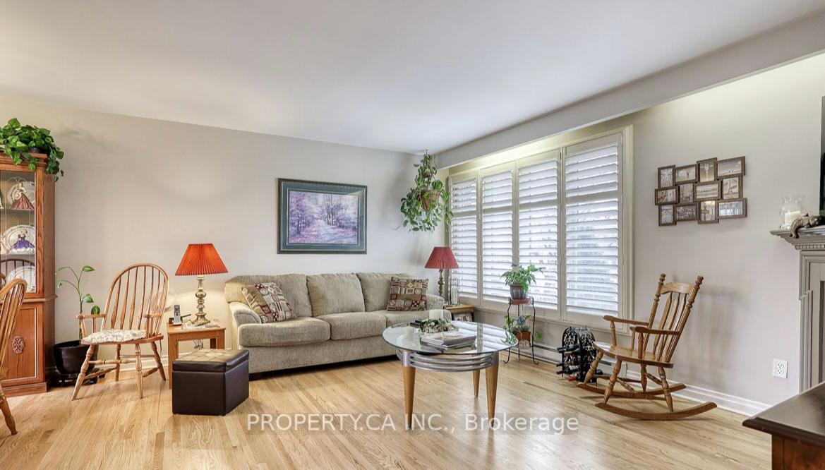 Photo 5 of Unit Upper, 204 Mason Drive, Whitby, Downtown Whitby — HOMEH