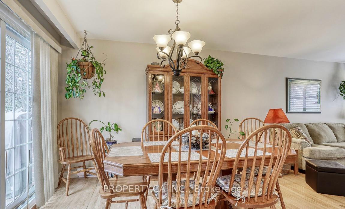 Photo 6 of Unit Upper, 204 Mason Drive, Whitby, Downtown Whitby — HOMEH