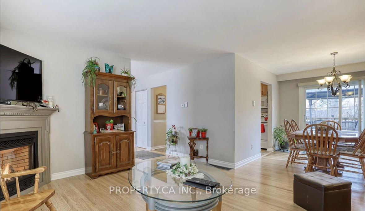 Photo 8 of Unit Upper, 204 Mason Drive, Whitby, Downtown Whitby — HOMEH