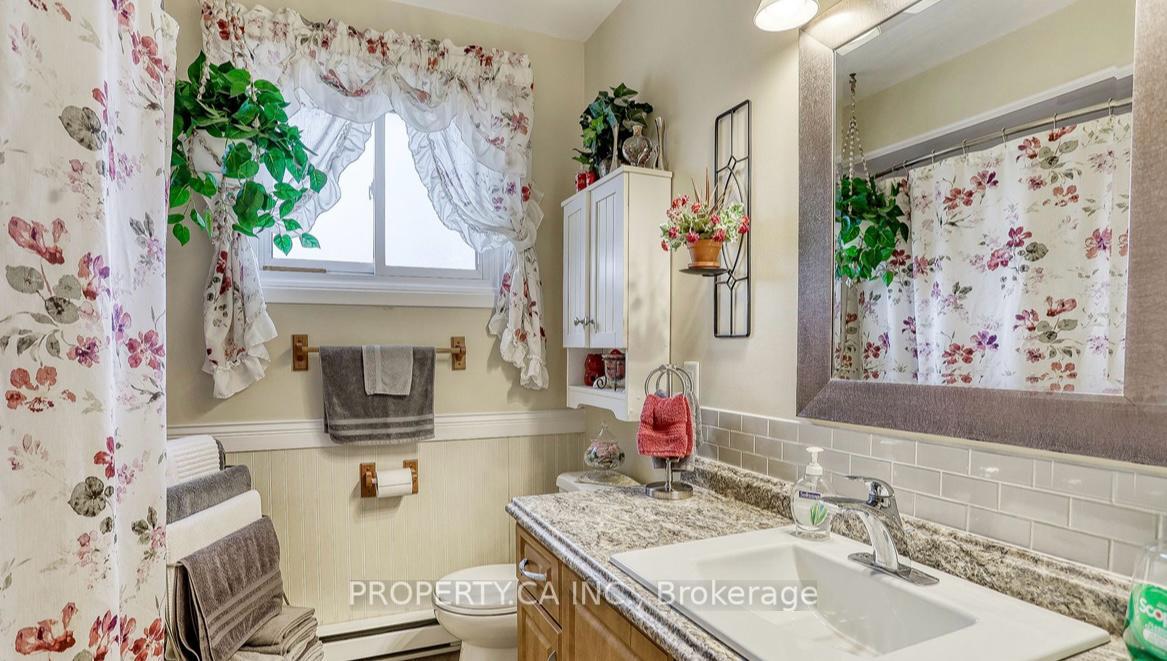 Photo 18 of Unit Upper, 204 Mason Drive, Whitby, Downtown Whitby — HOMEH