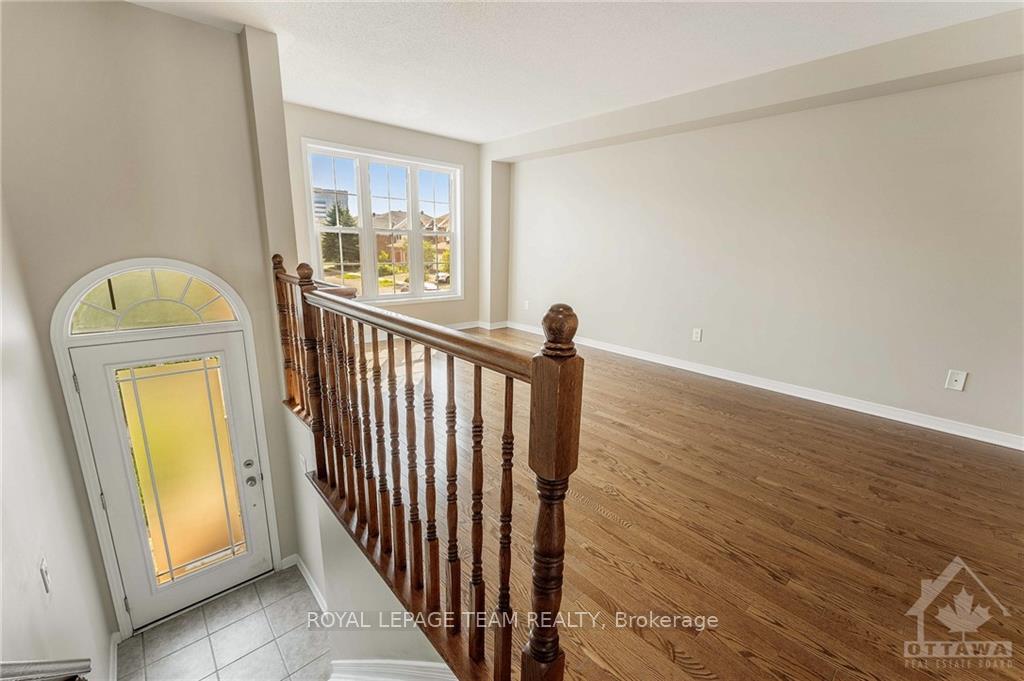 Photo 4 of 159 Scout Street, Ottawa, Central Park — HOMEH