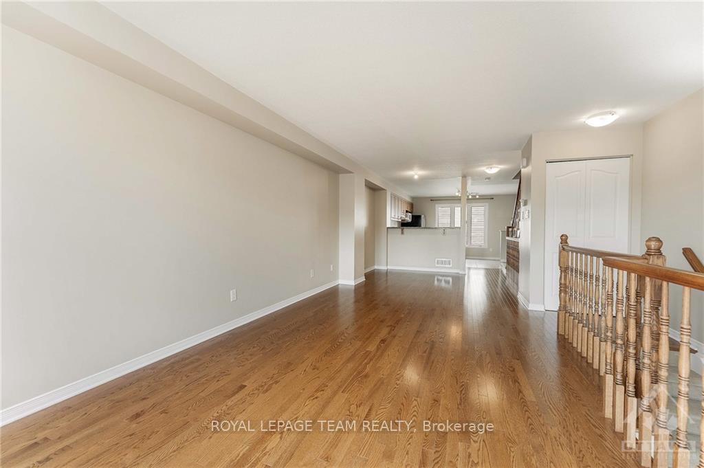Photo 7 of 159 Scout Street, Ottawa, Central Park — HOMEH