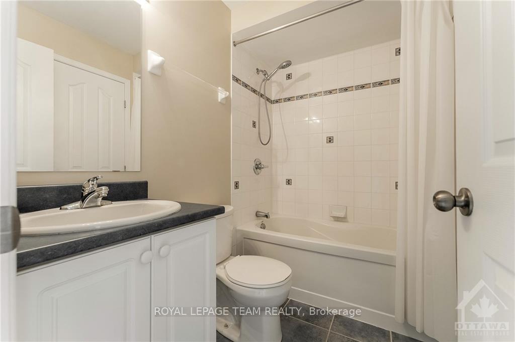 Photo 16 of 159 Scout Street, Ottawa, Central Park — HOMEH