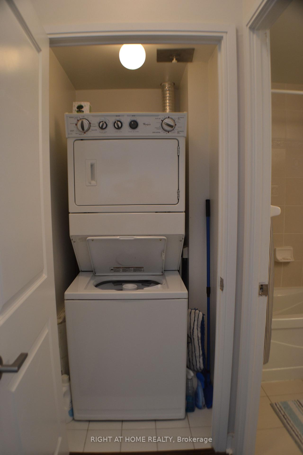 Photo 26 of Unit 1508, 80 Absolute Avenue, Mississauga, City Centre — HOMEH