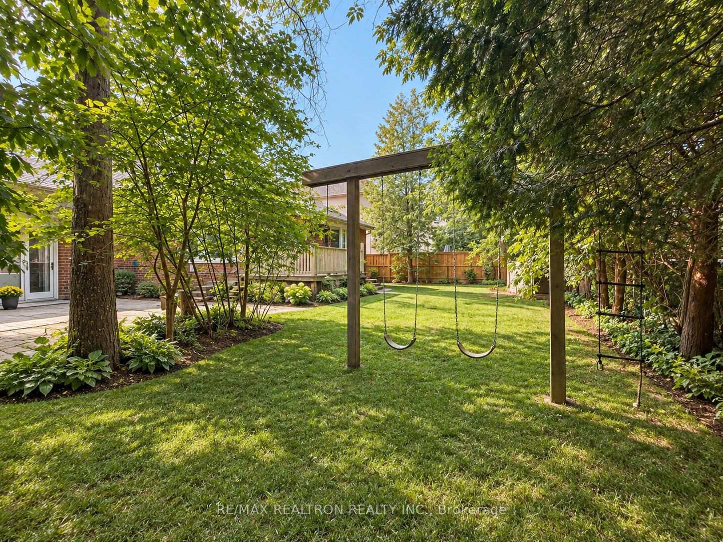 Photo 5 of 97 Estelle Avenue, North York, Willowdale East — HOMEH
